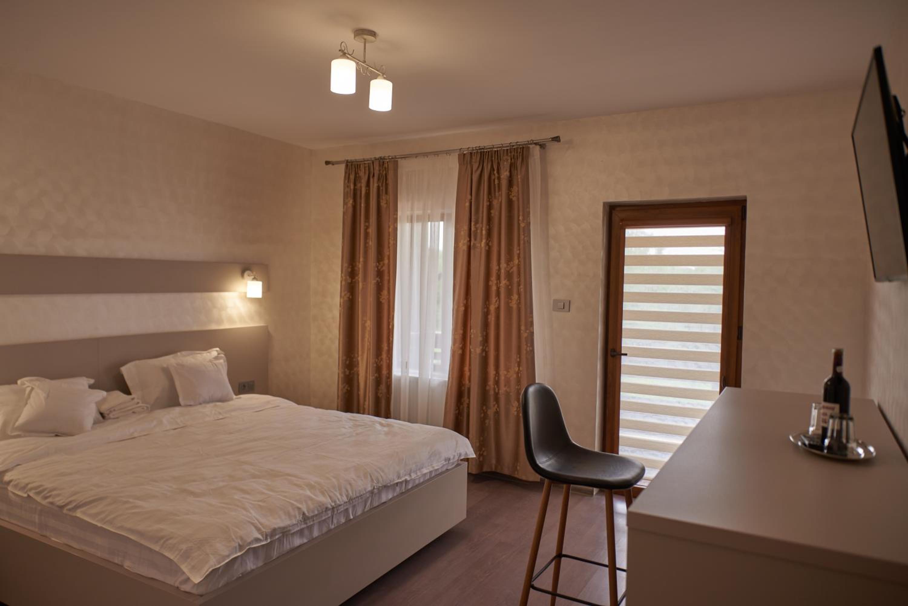 Double Room with Terrace photo 2