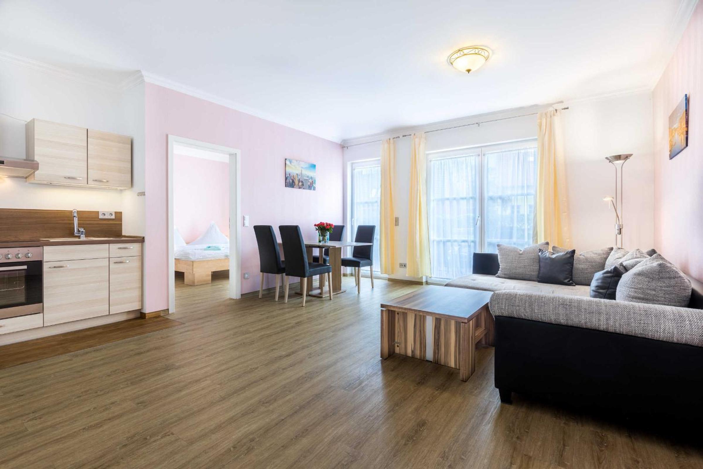 One-Bedroom Apartment with Balcony and Terrace photo 1