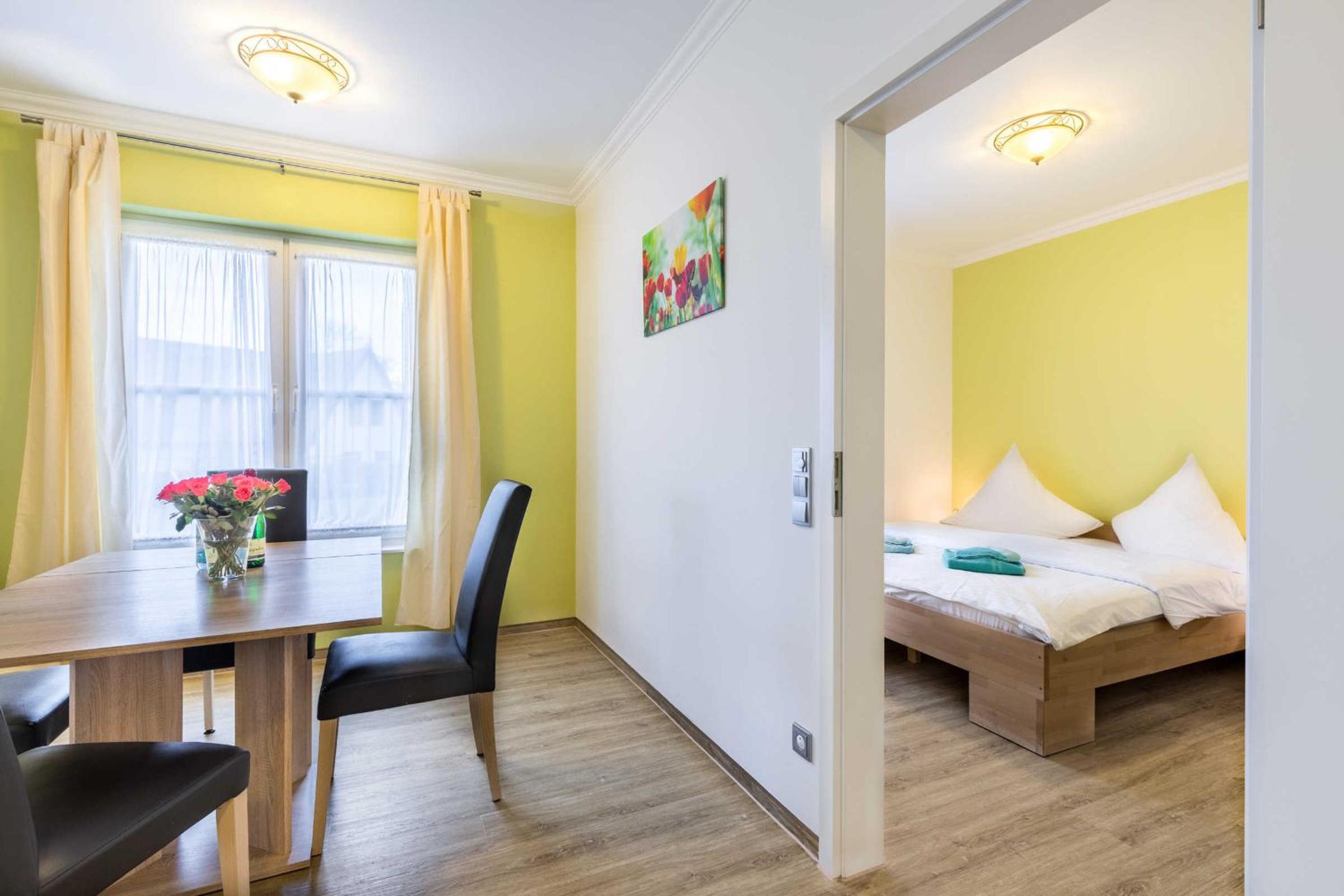 One-Bedroom Apartment with Balcony and Terrace photo 2