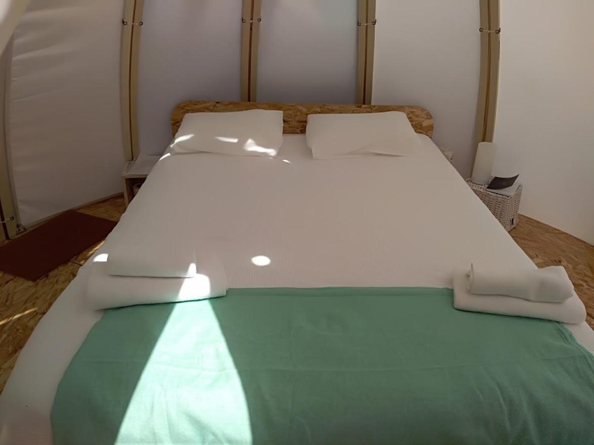 Tent - Photo 1