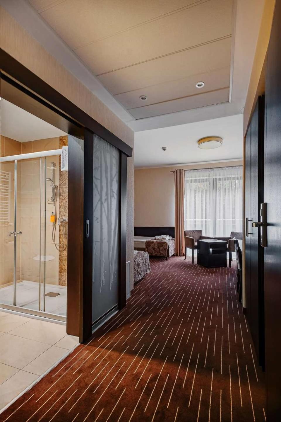 Double or Twin Room - Photo 1