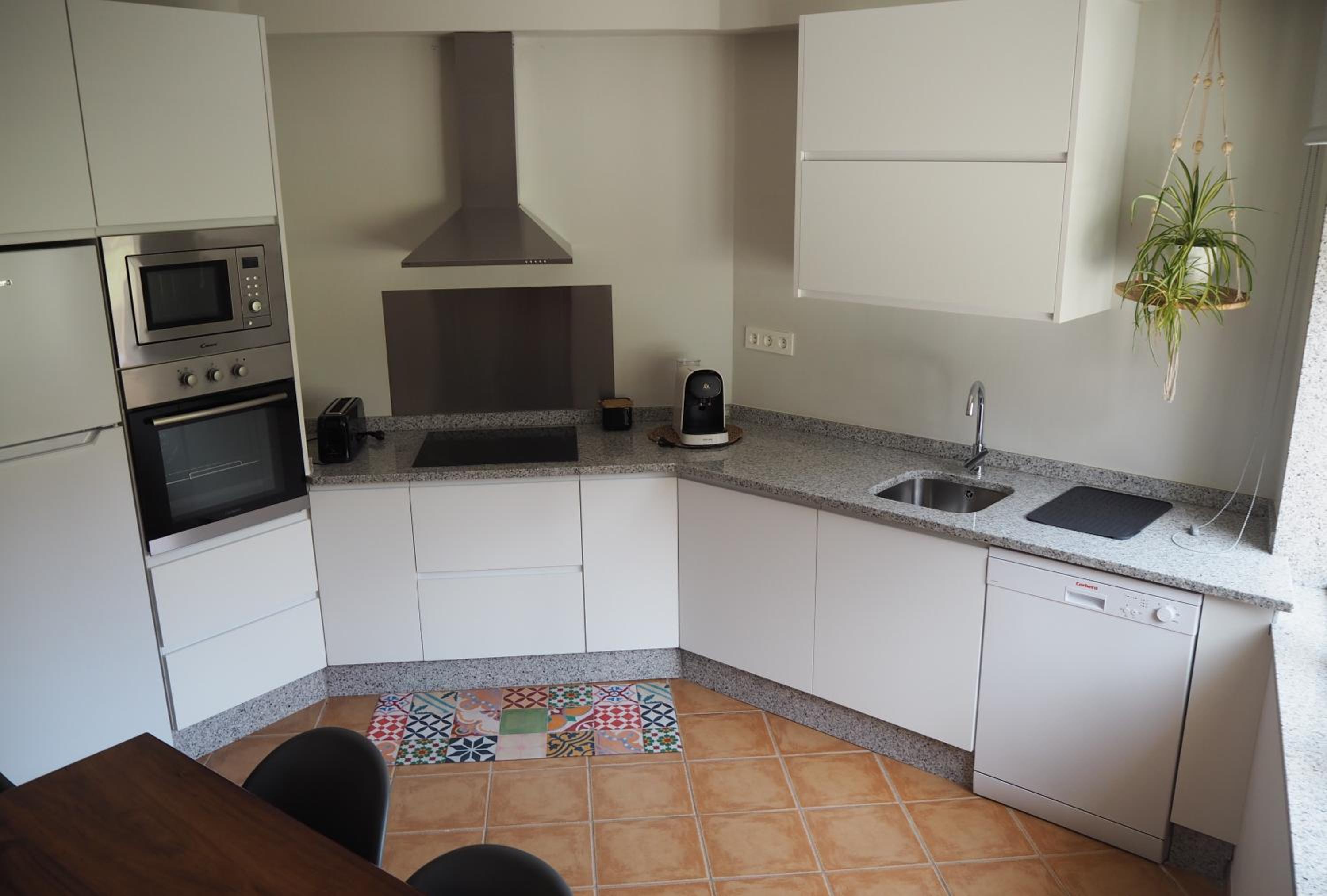 Three-Bedroom House photo 3