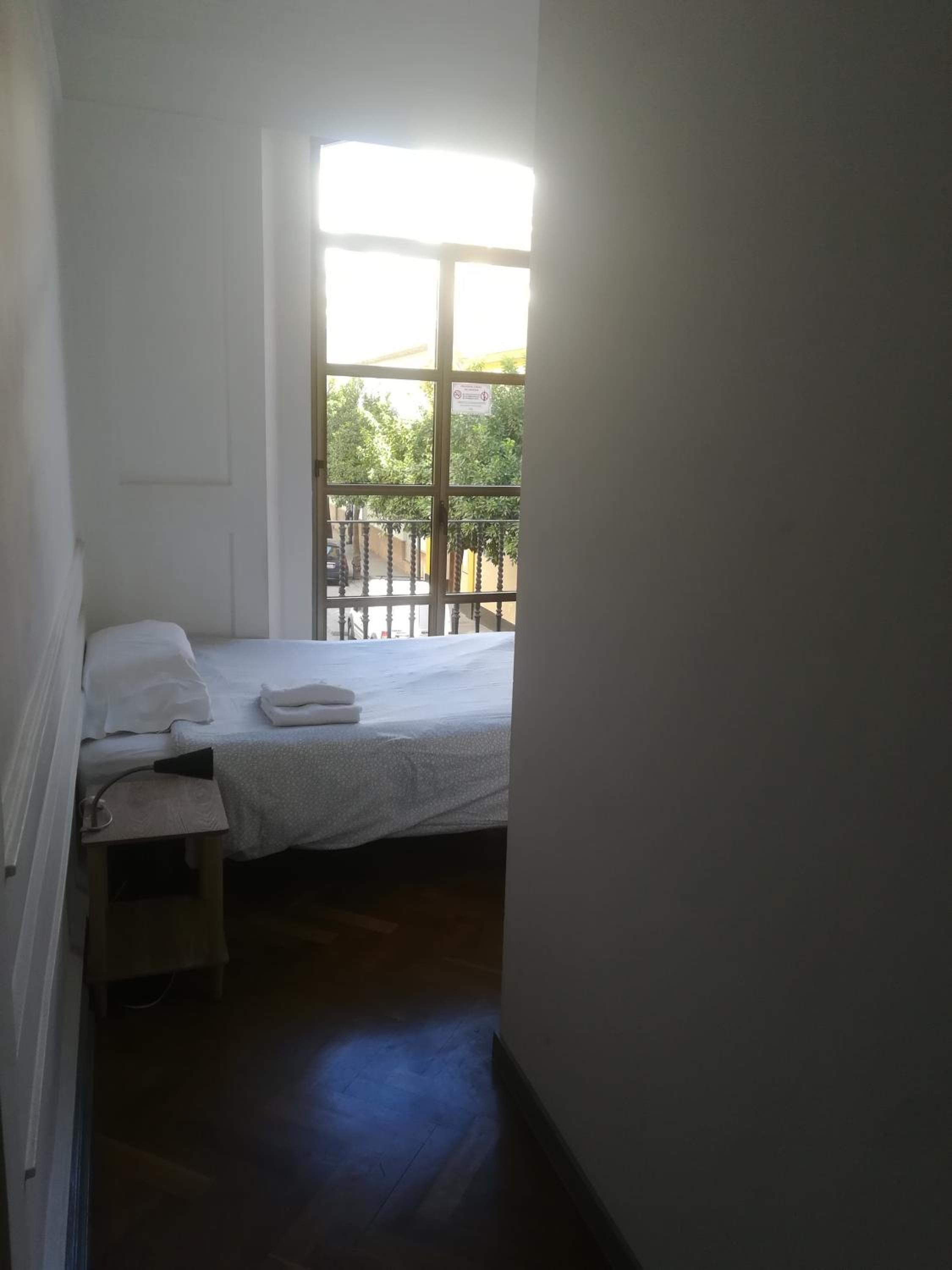 Habitación doble con baño compartido