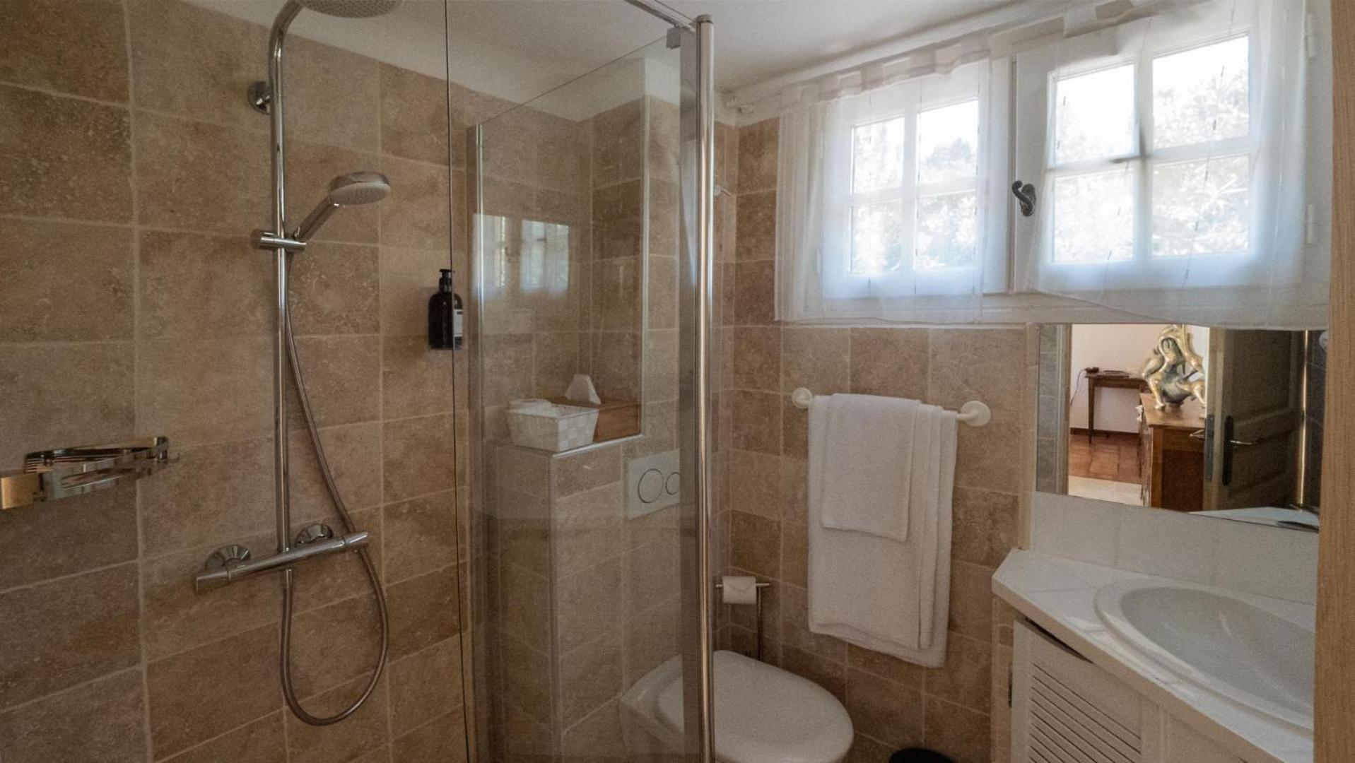 Small Double Room photo 2