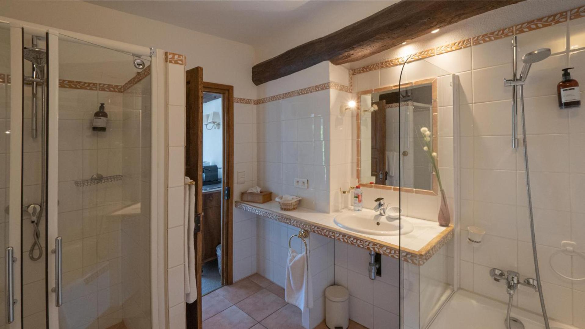Tower Suite photo 3