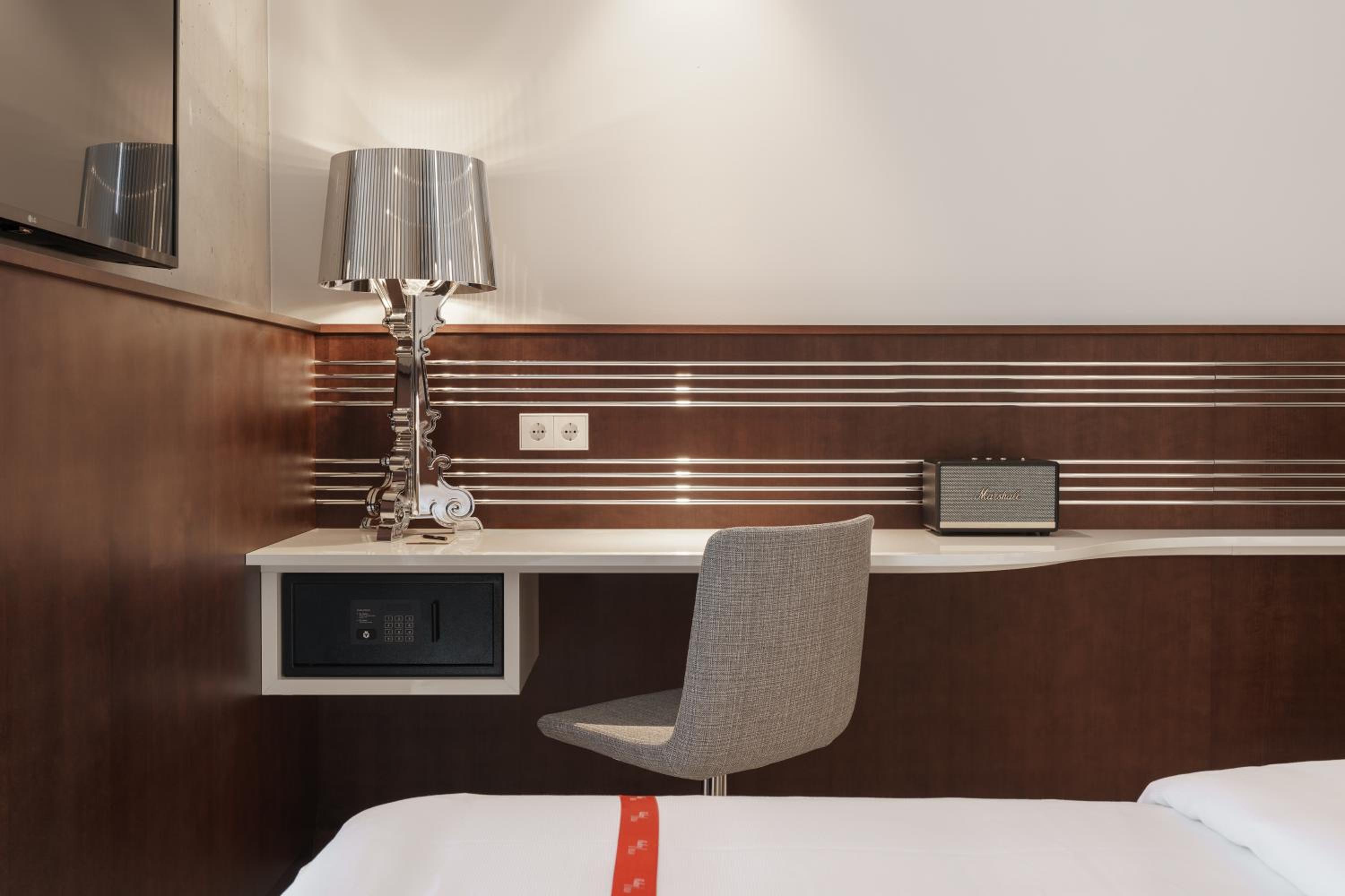 Nest Room