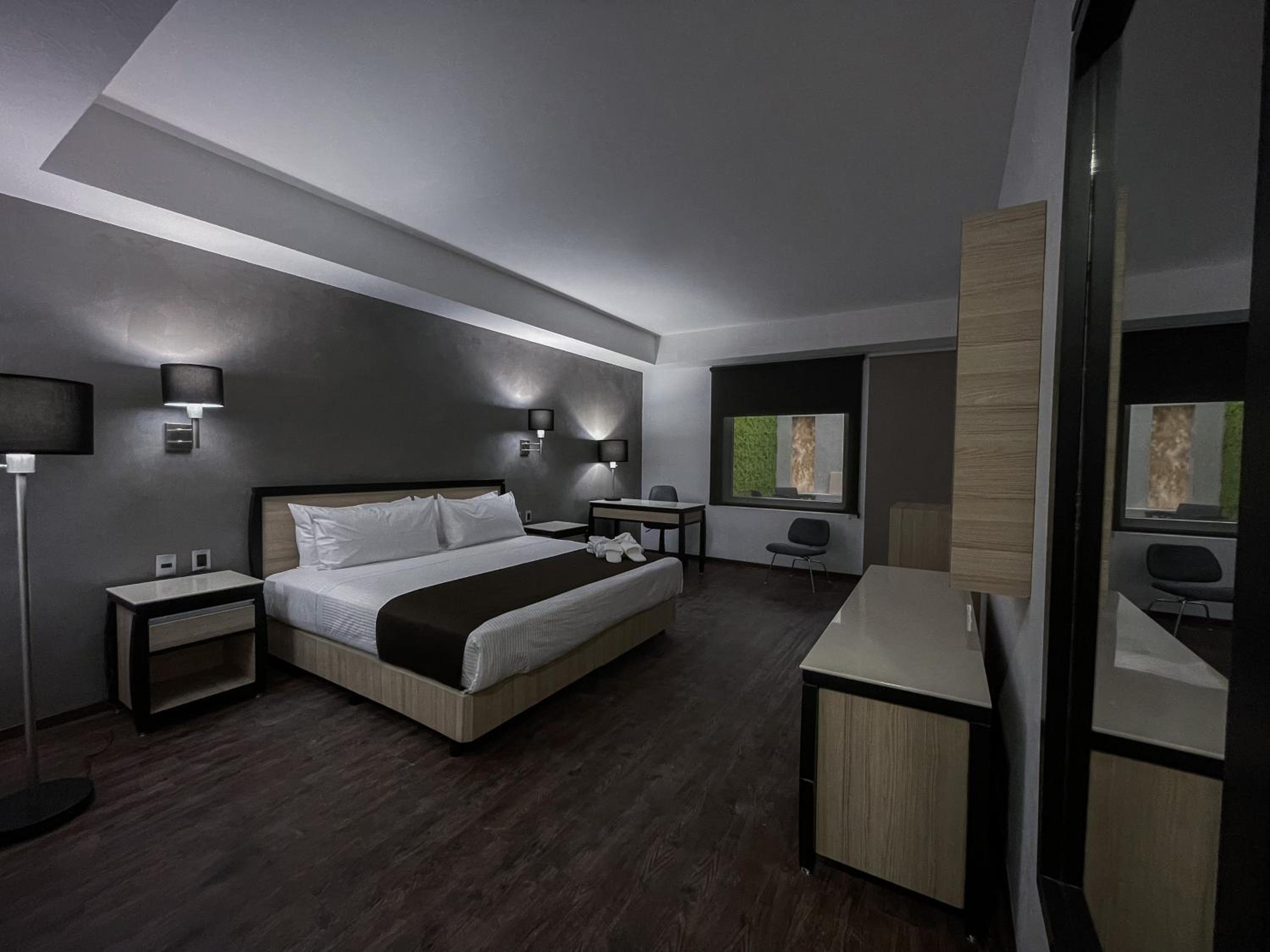 Suite with Spa Bath