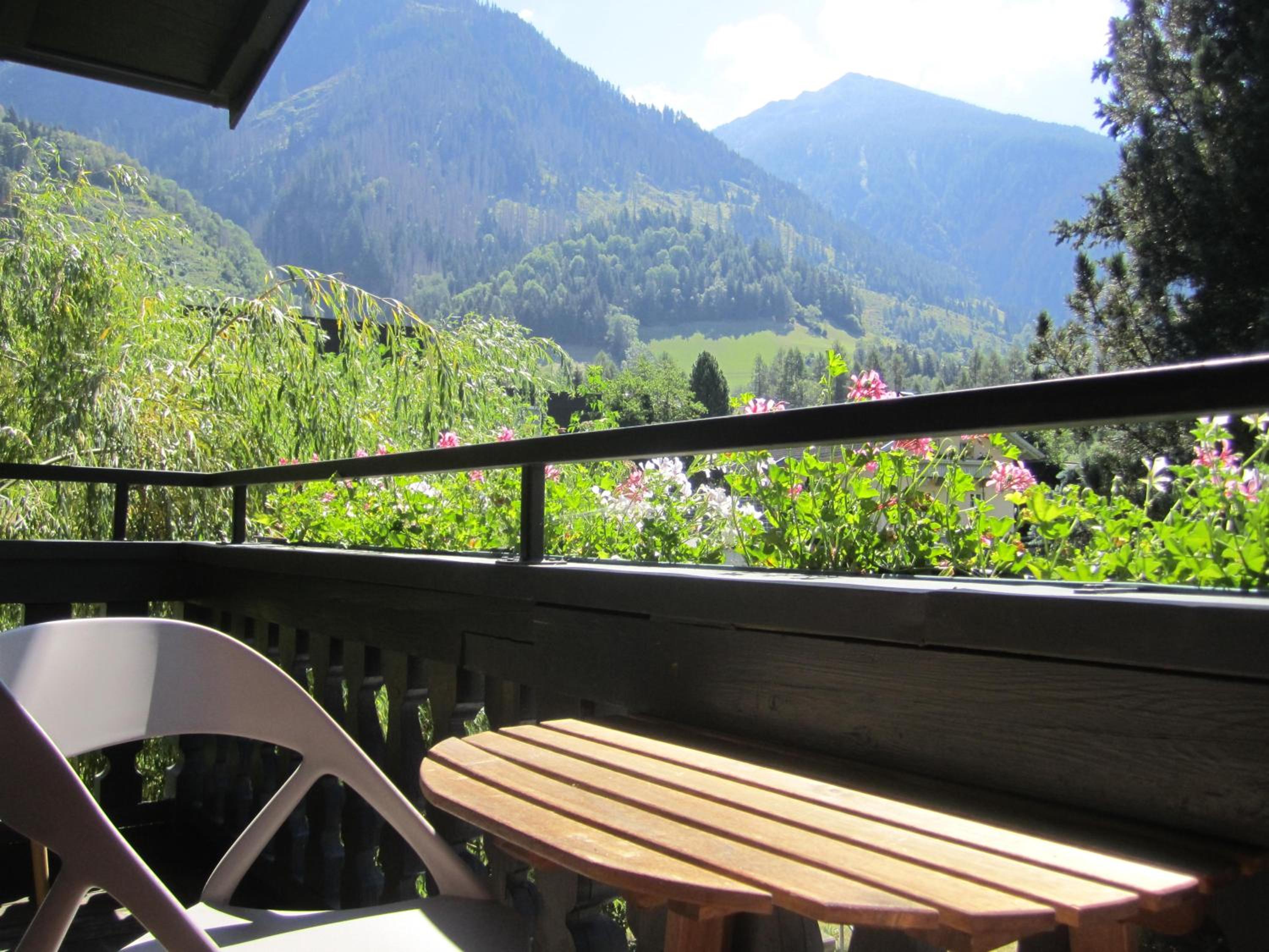 Triple Room with Mountain View