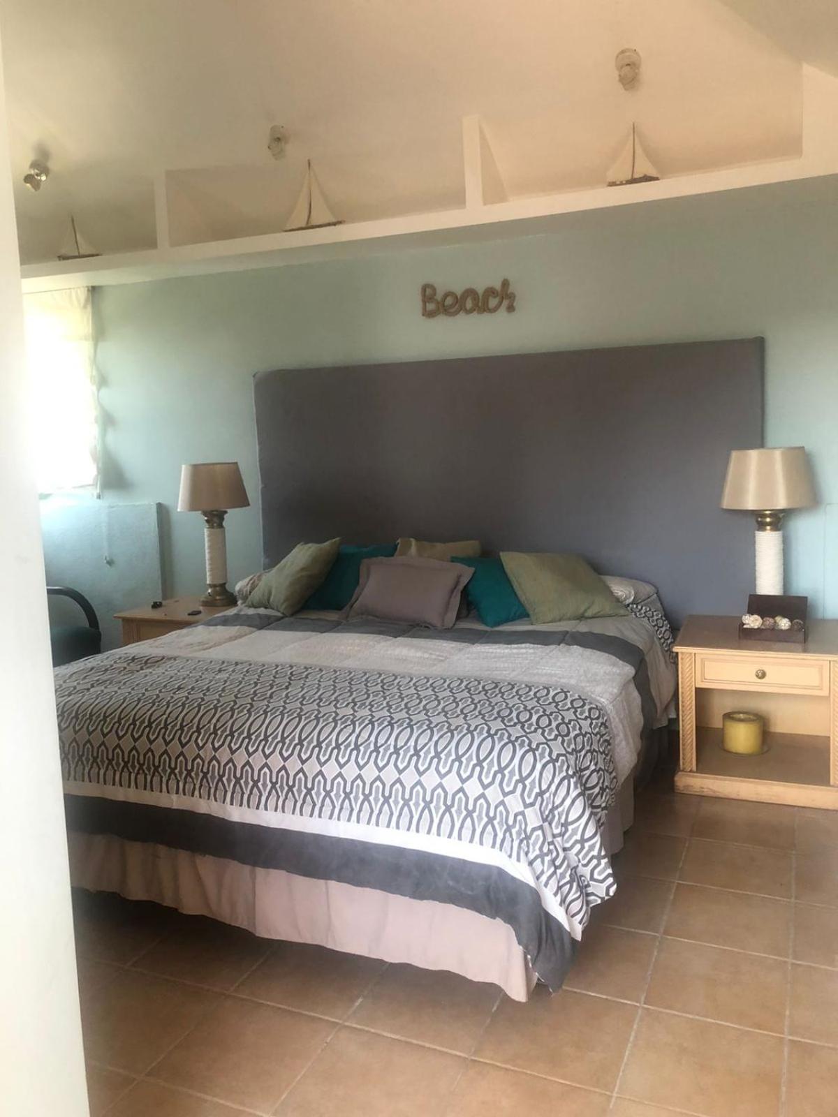 Four-Bedroom House - Photo 11
