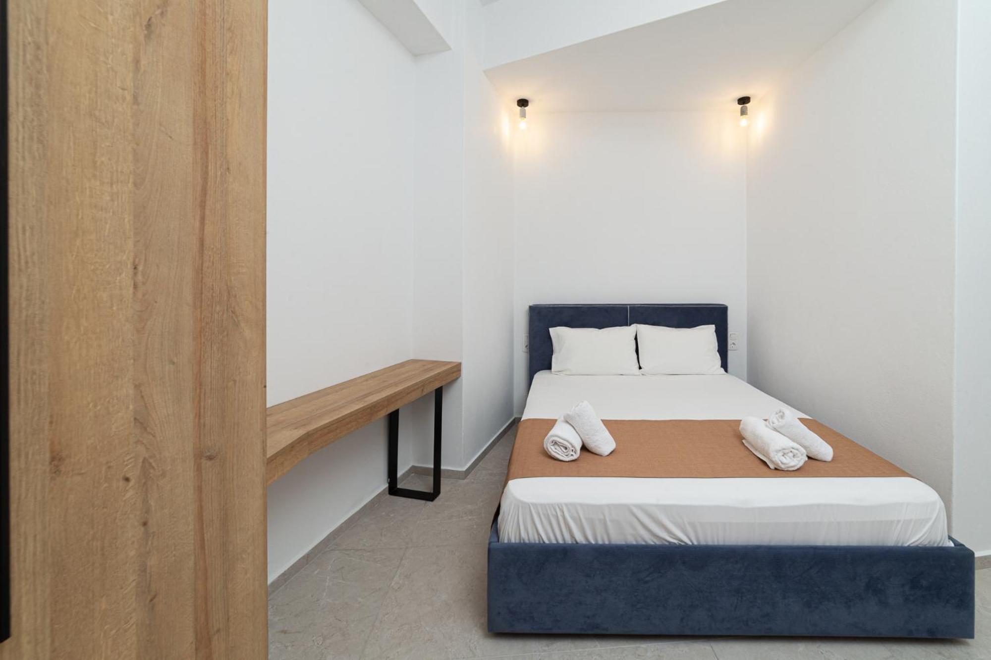 Double Room with Patio photo 1