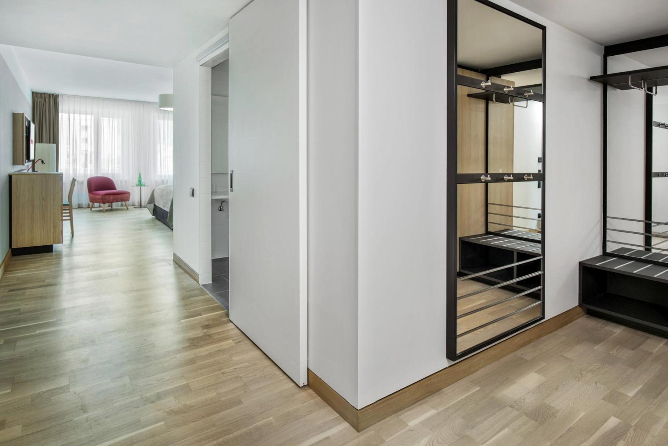 Double Room - Disability Access photo 3
