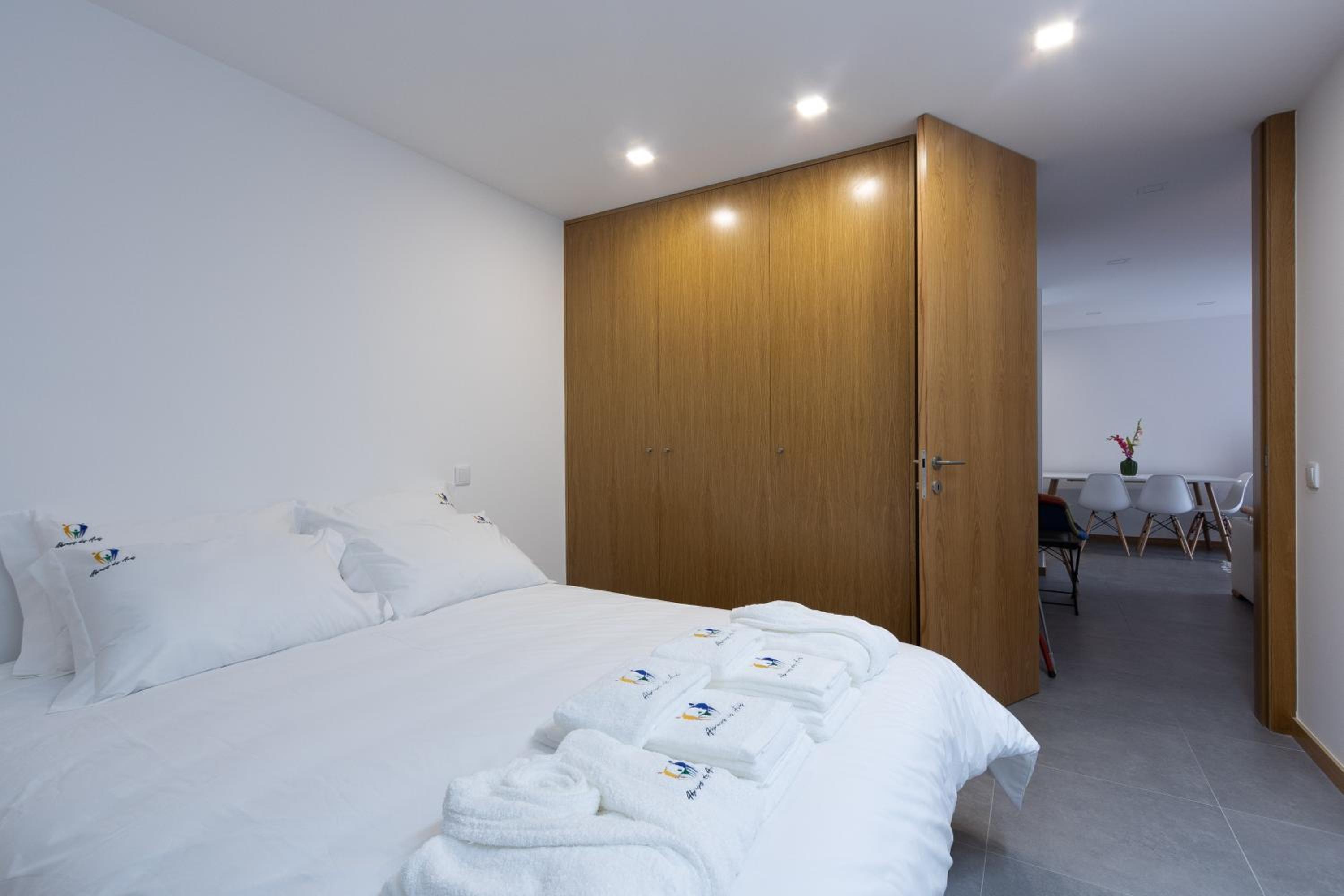 Two-Bedroom House - Photo 6