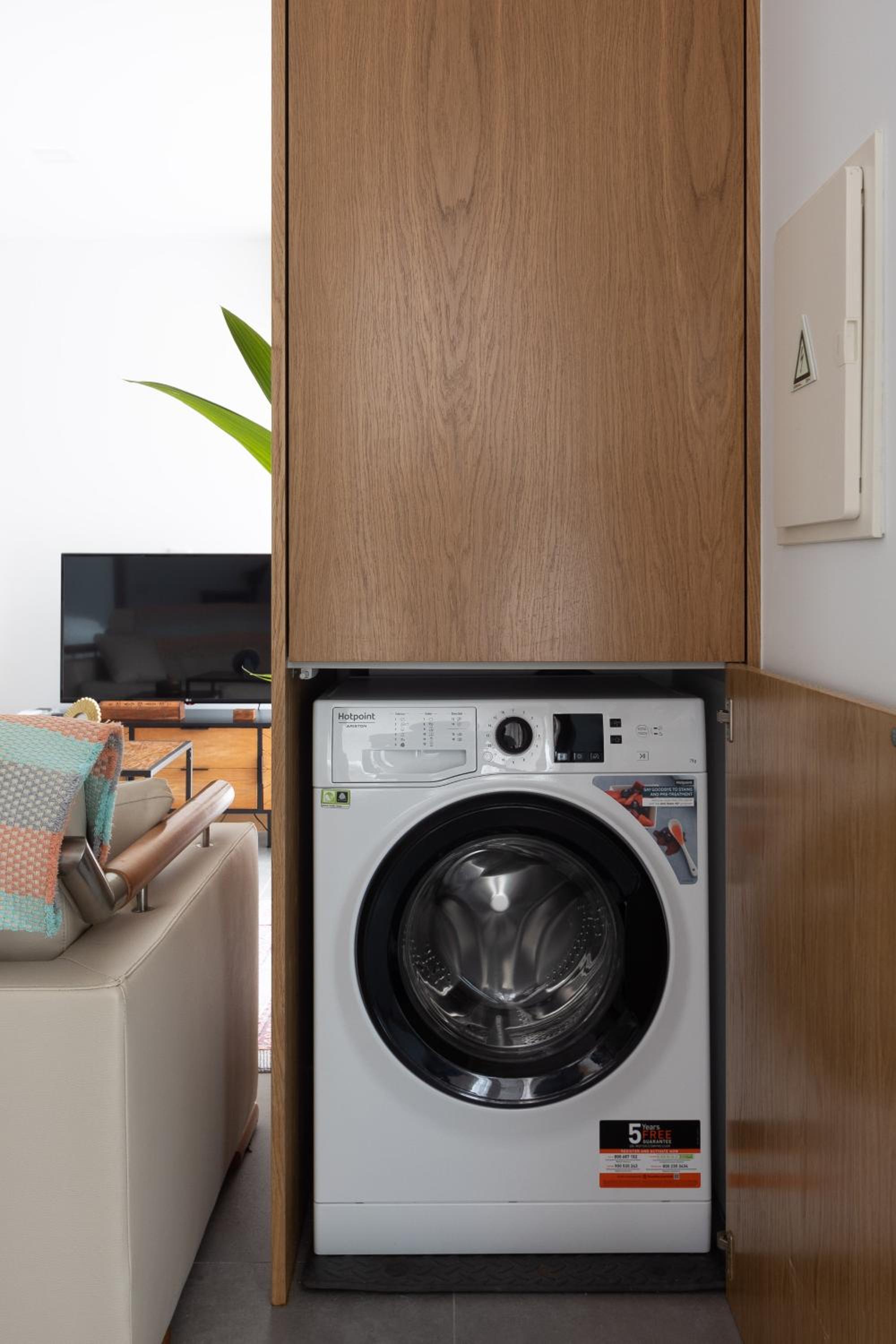 Two-Bedroom House - Photo 19