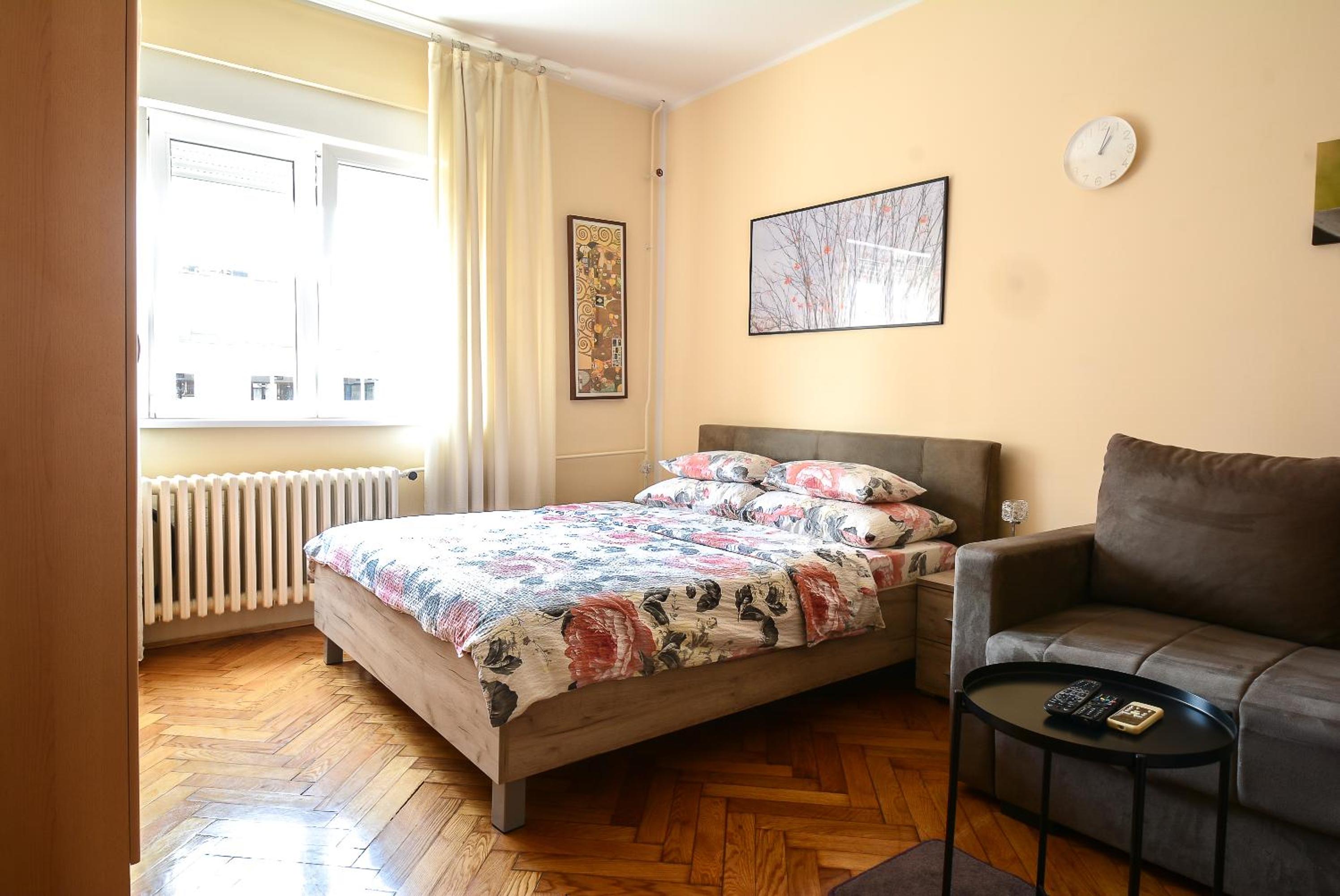 Apartment with Terrace