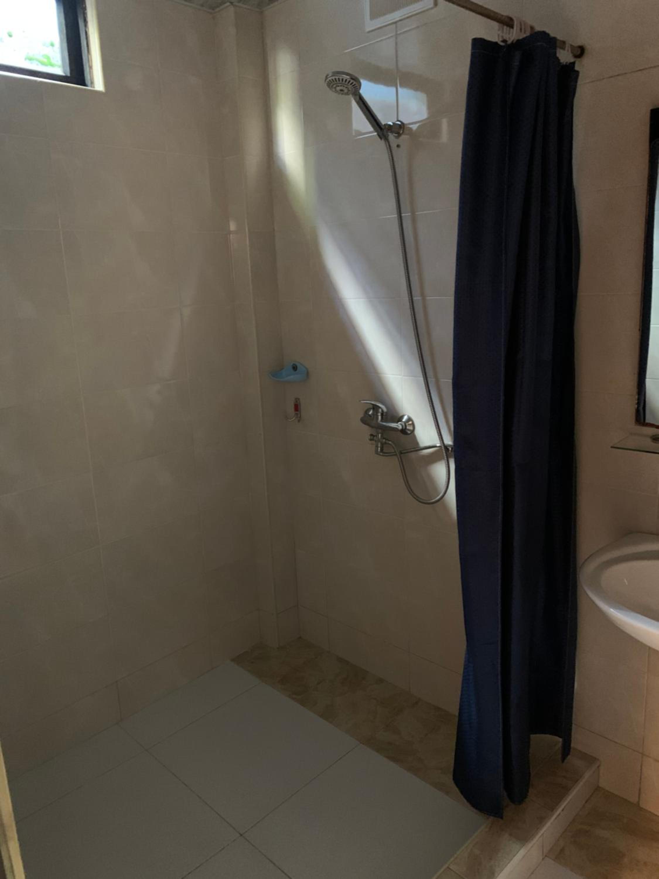 Double Room With Shared Bathroom photo 3