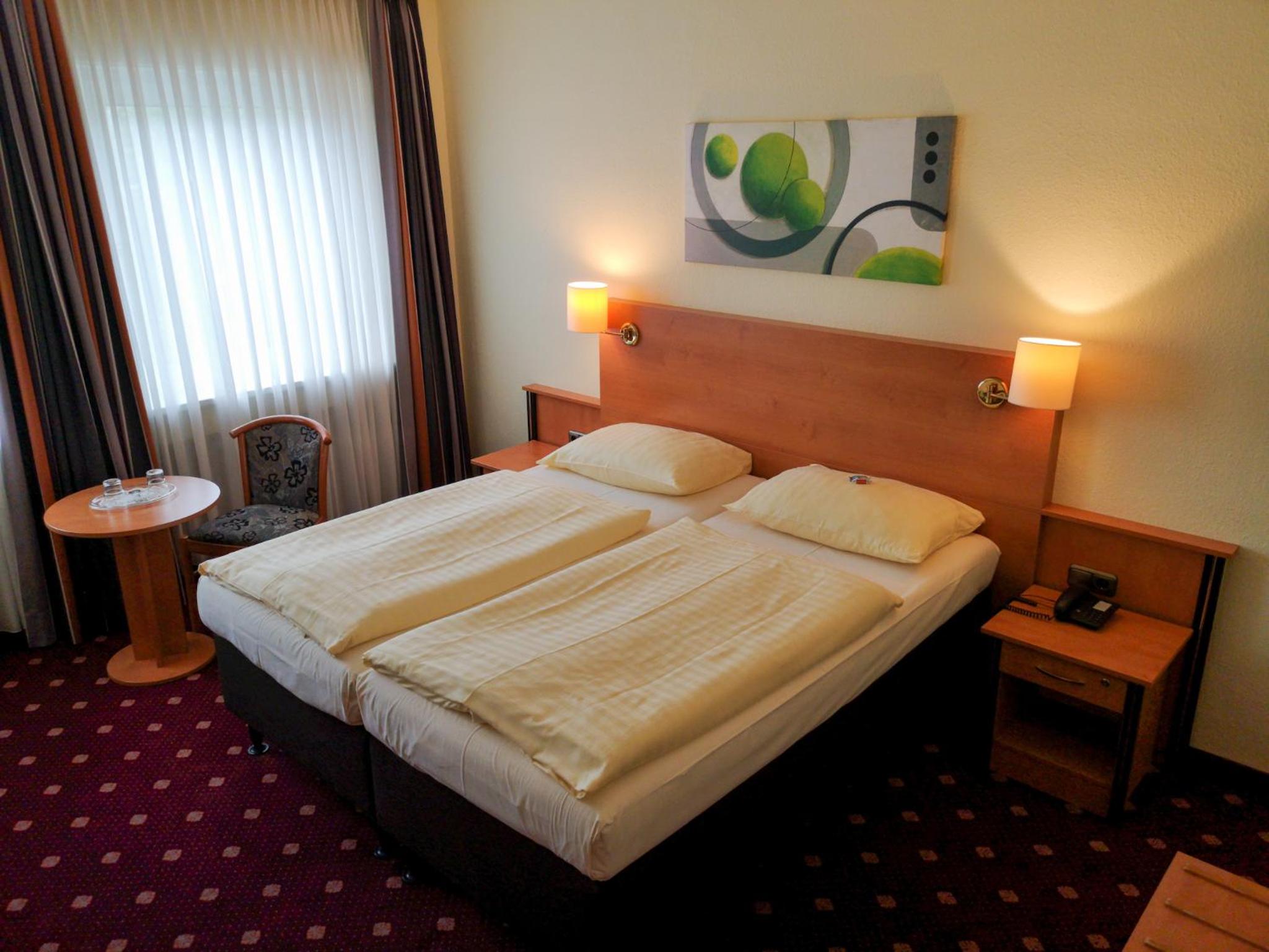 Double Room - Photo 5
