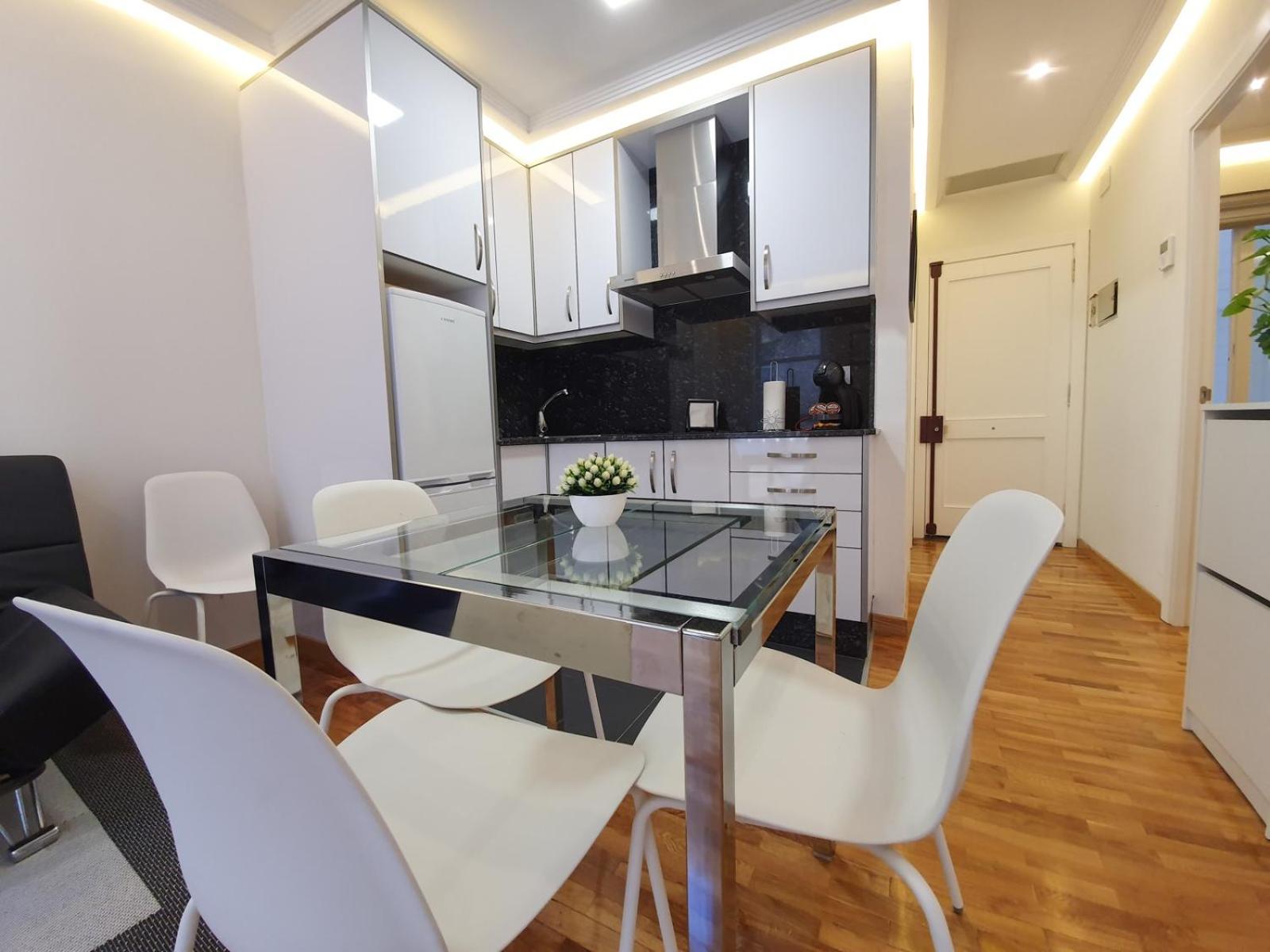 Two-Bedroom Apartment - Photo 20