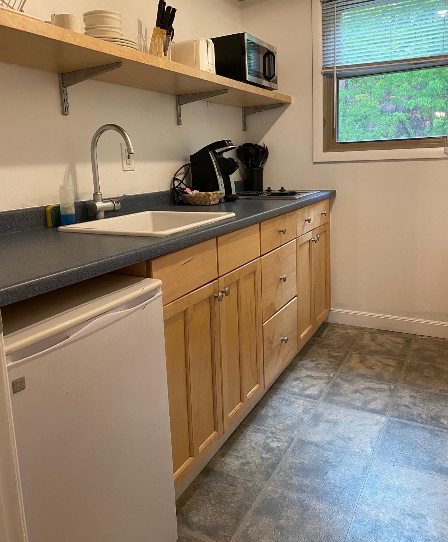 Quadruple Room with Mountain View - Pet Friendly photo 2