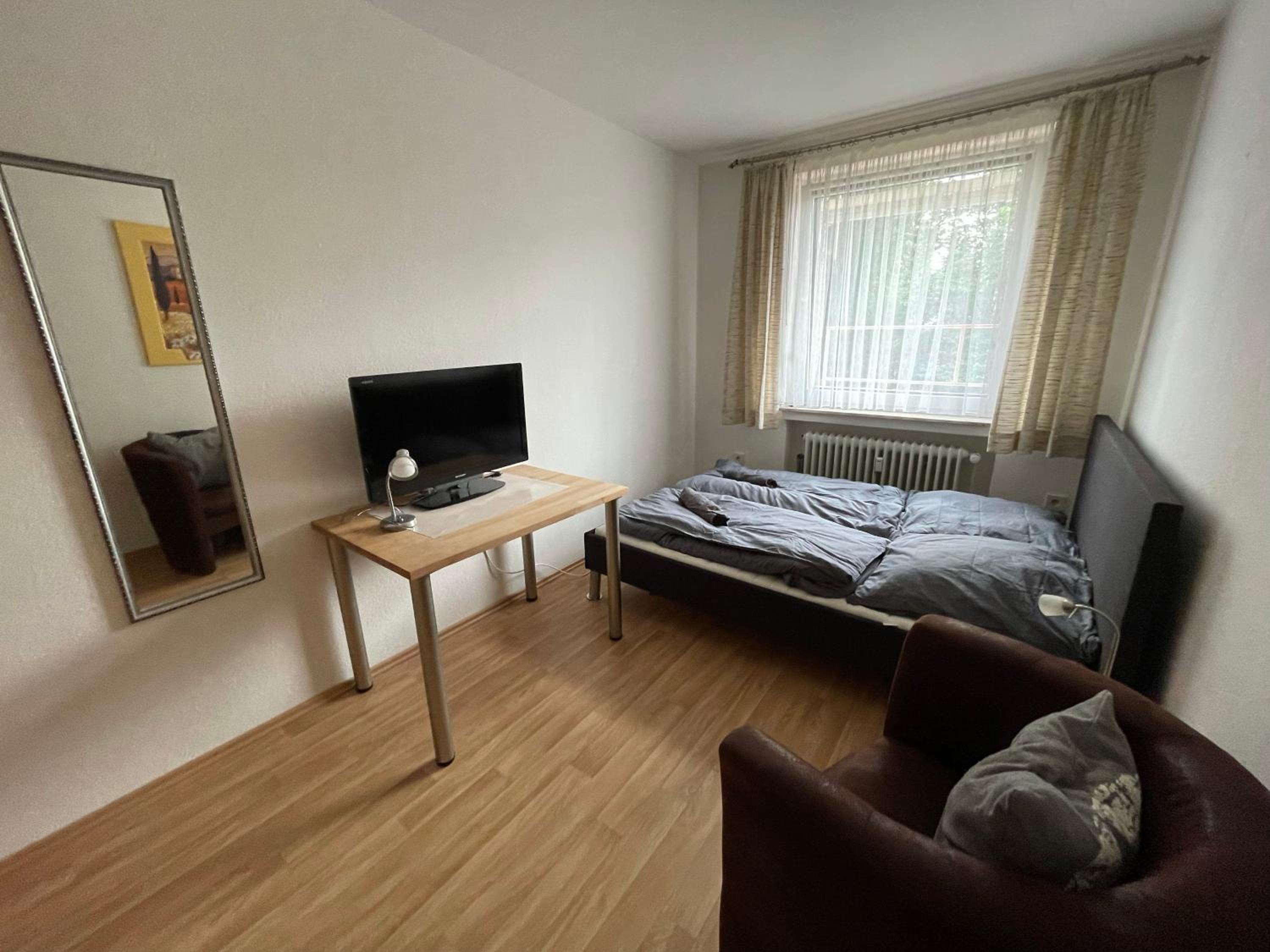Budget Double Room photo 3