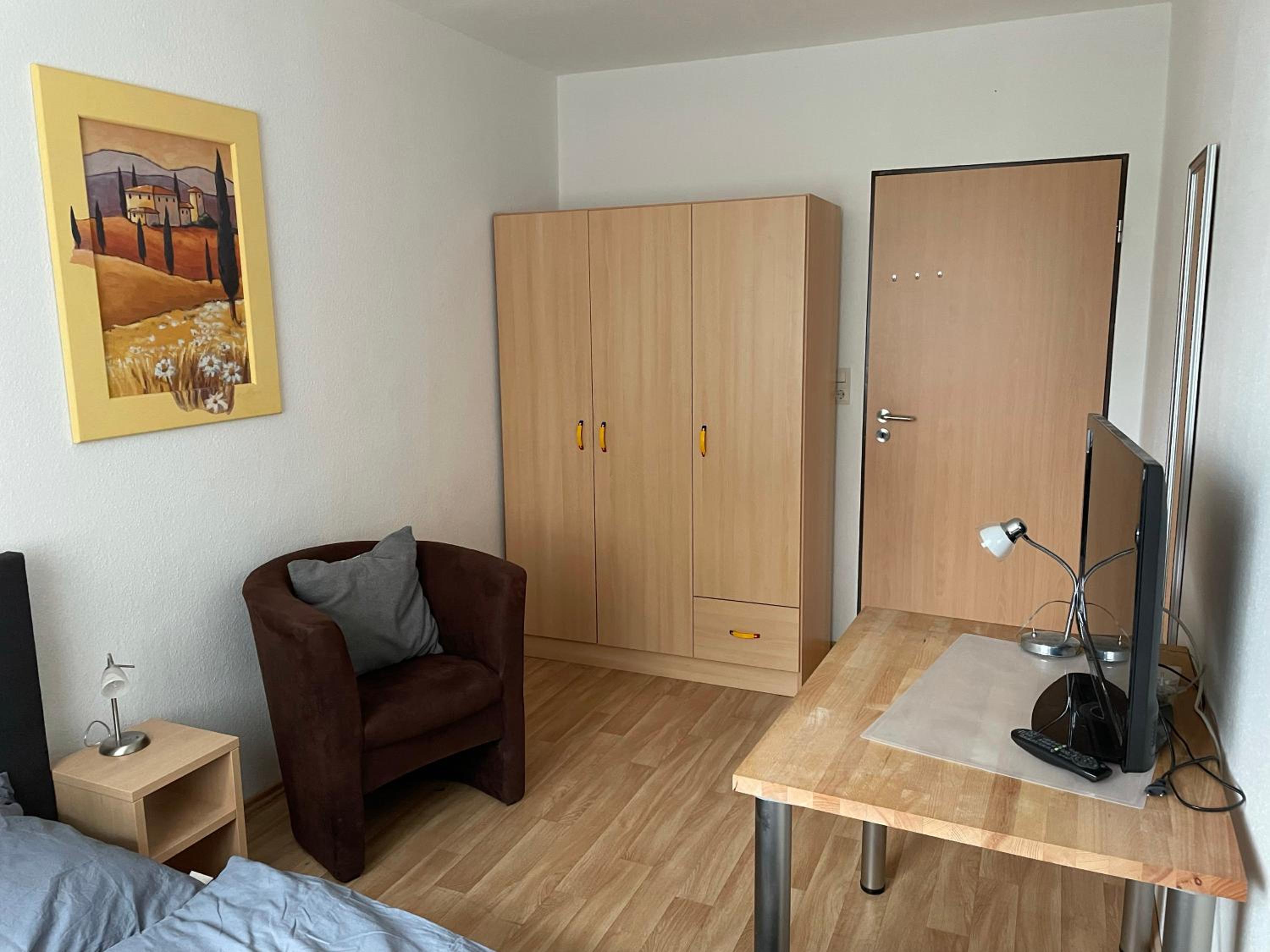 Double Room with Balcony (3 Adults) photo 2