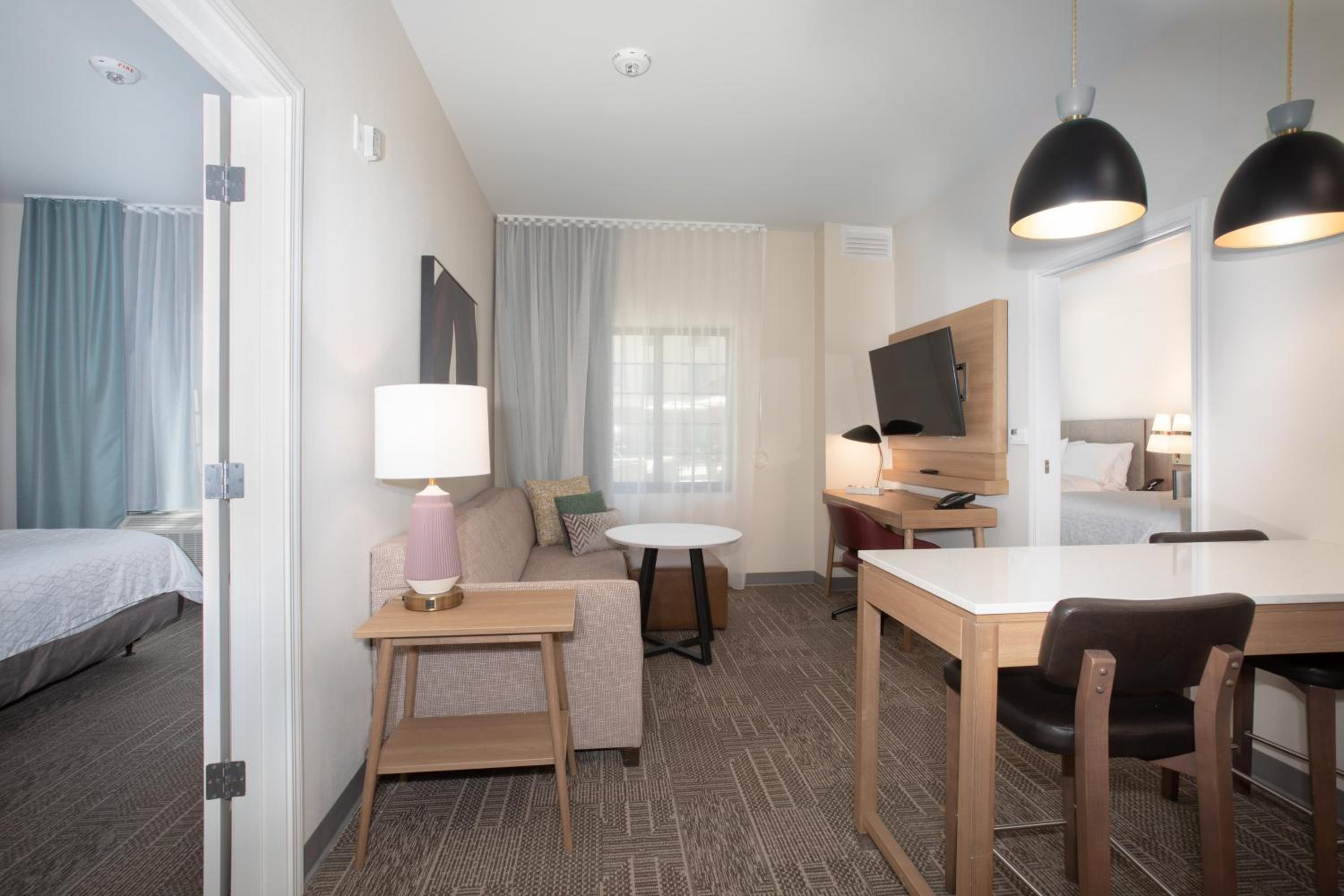 Two-Bedroom Suite with Mobility Accessible Tub - Hearing Access photo 3