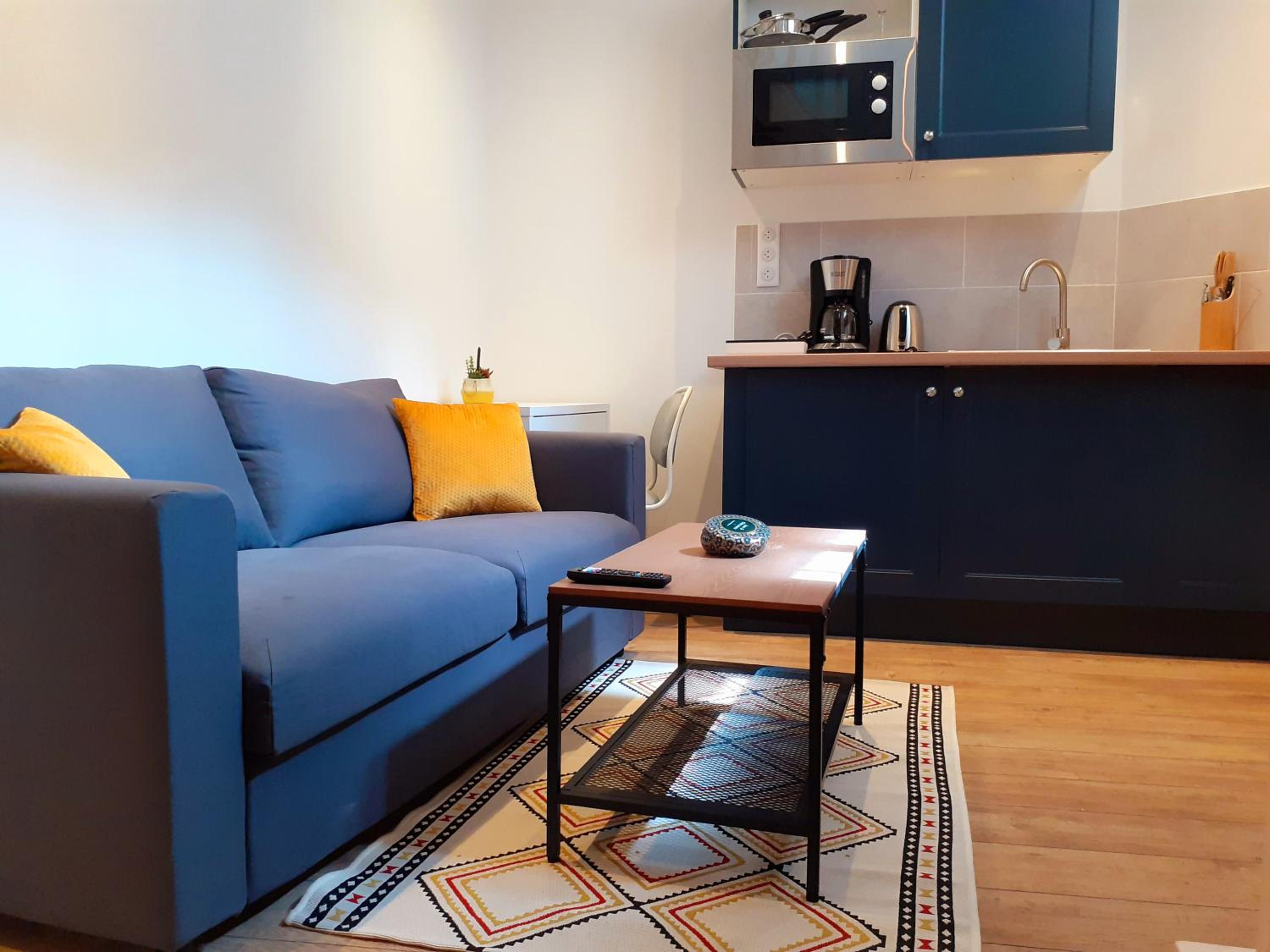 Apartment photo 2