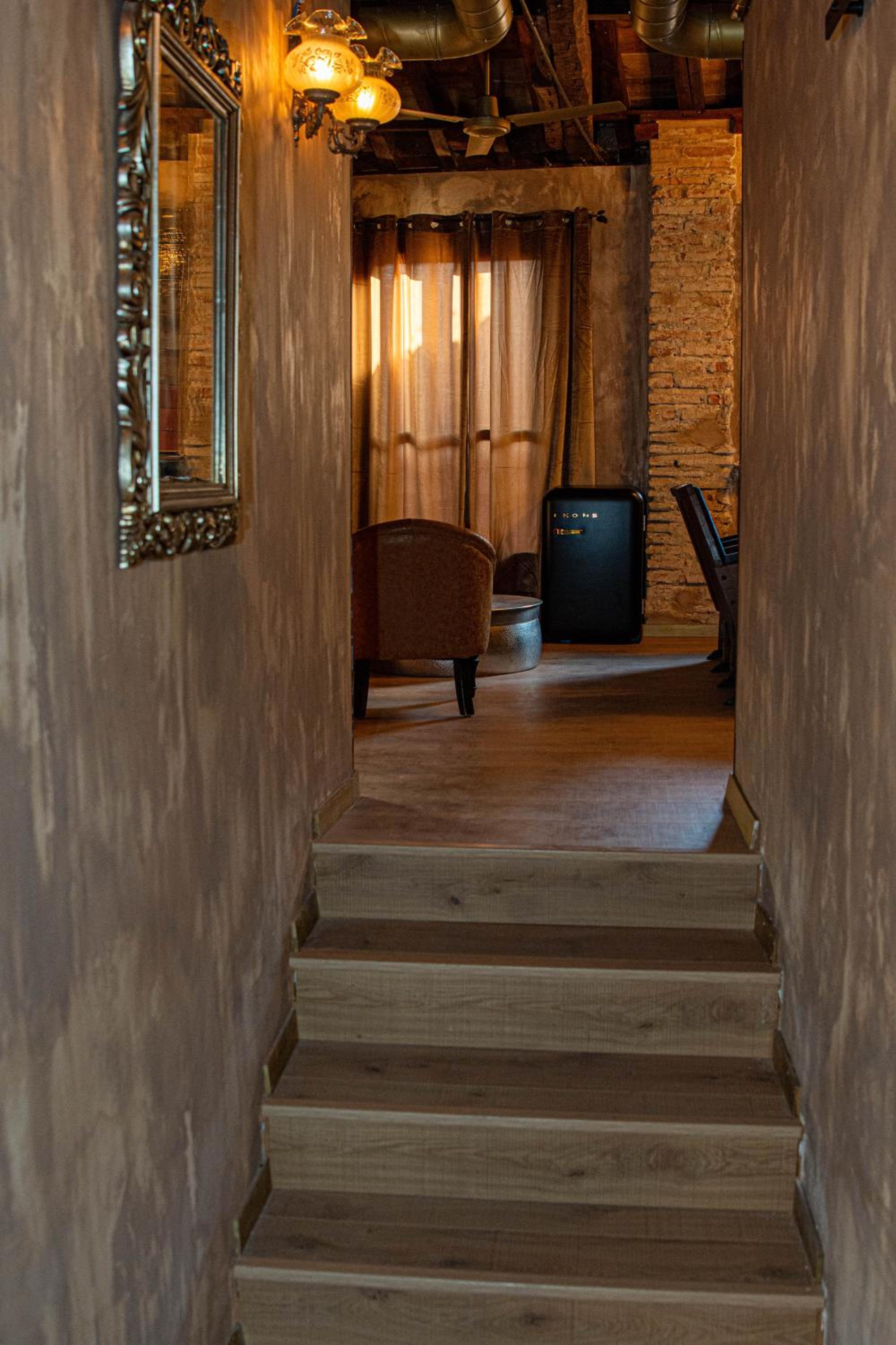 Two-Bedroom Apartment - Photo 16
