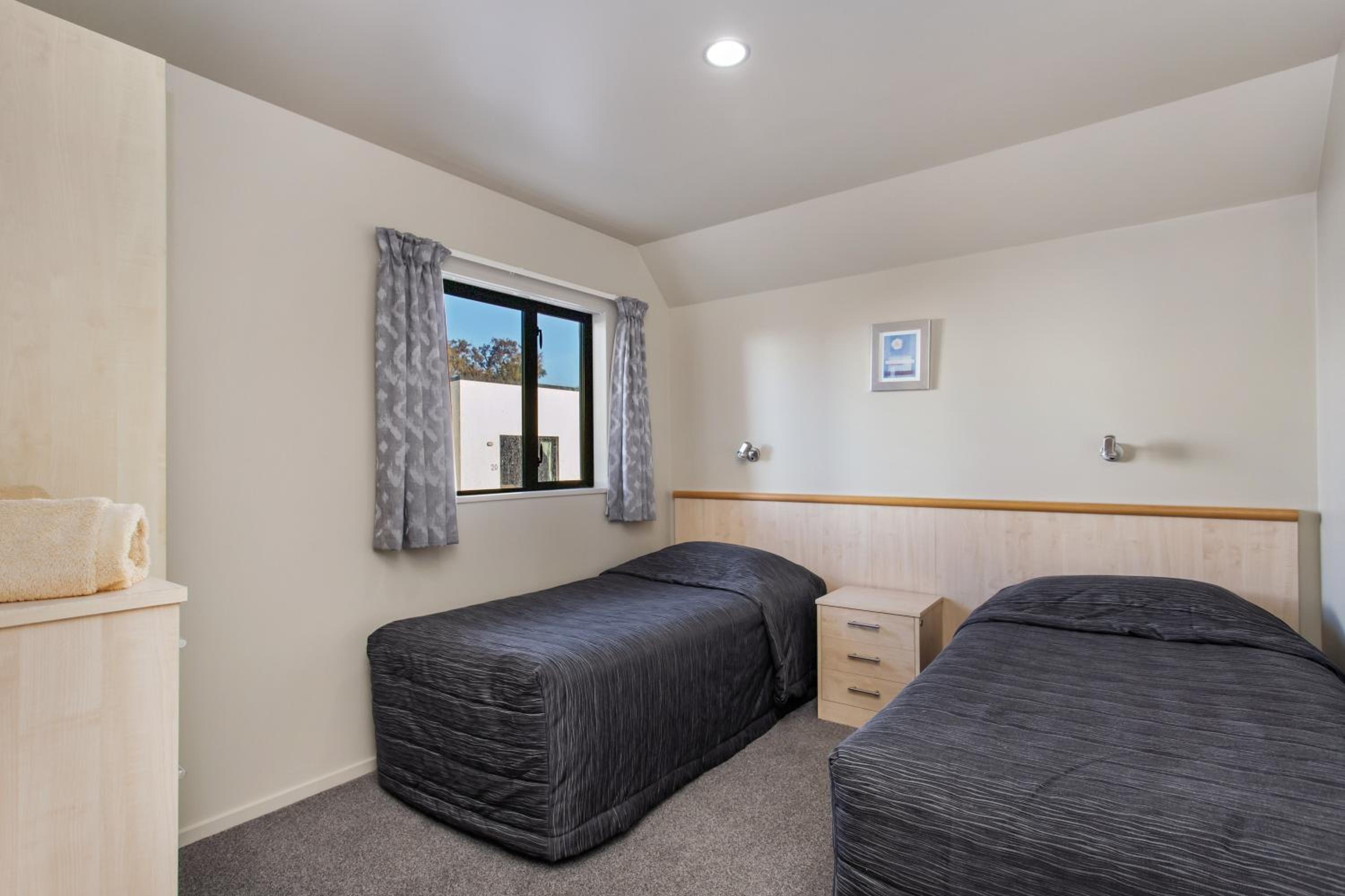 Standard Two-Bedroom Apartment photo 2