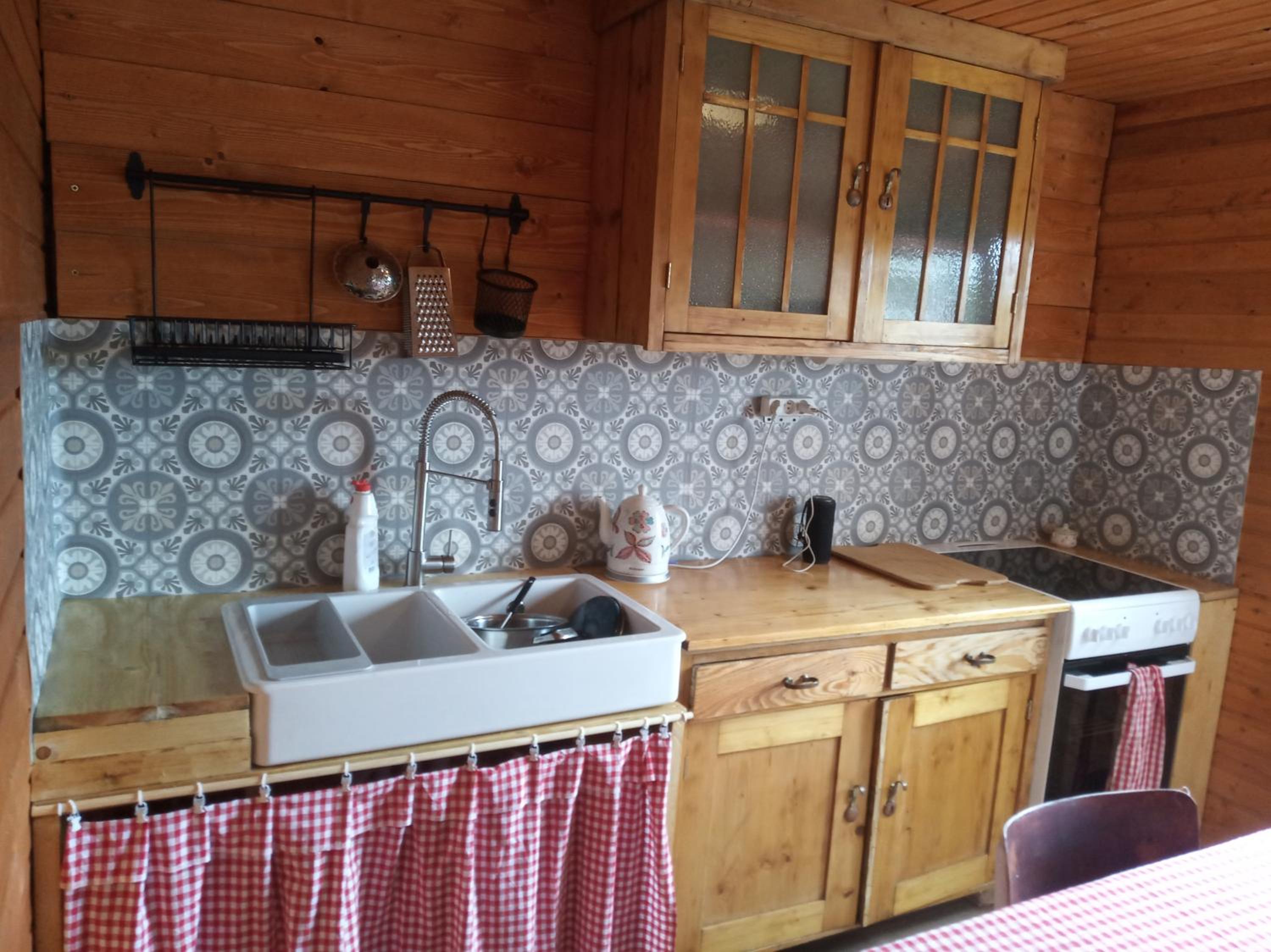 One-Bedroom House photo 2
