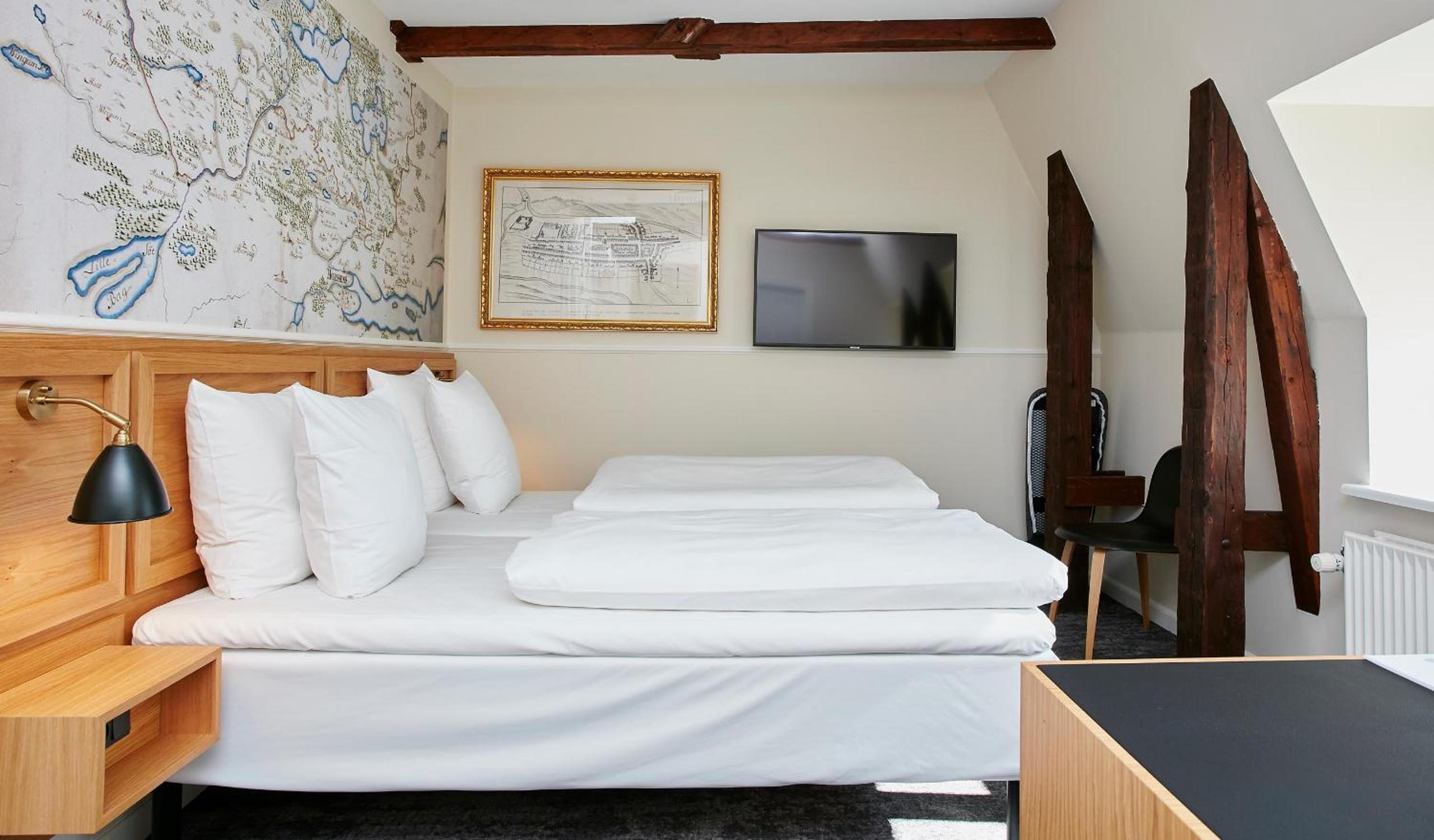 Superior Double Room - Photo 2