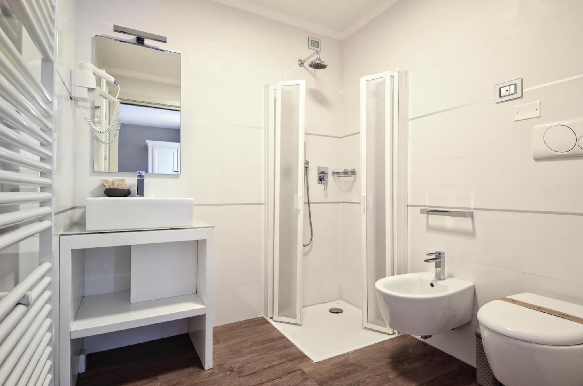 Double Room with Balcony photo 3