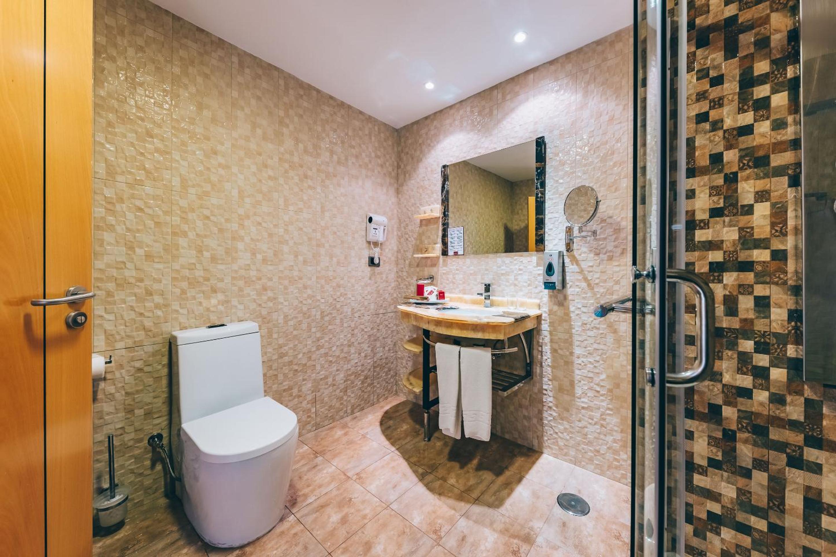 Junior Suite with Pool or Sea View (2 Adults + 2 Children)