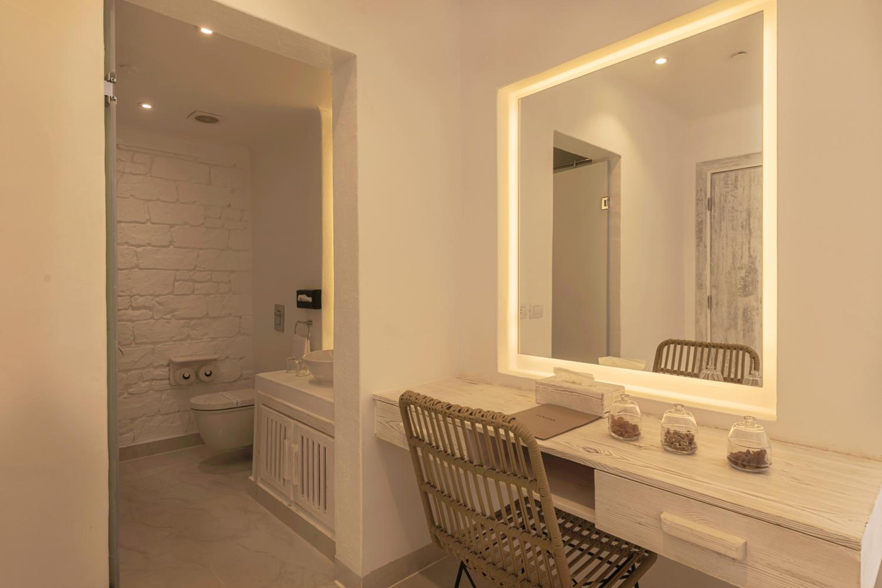 Superior Double Room - Photo 3