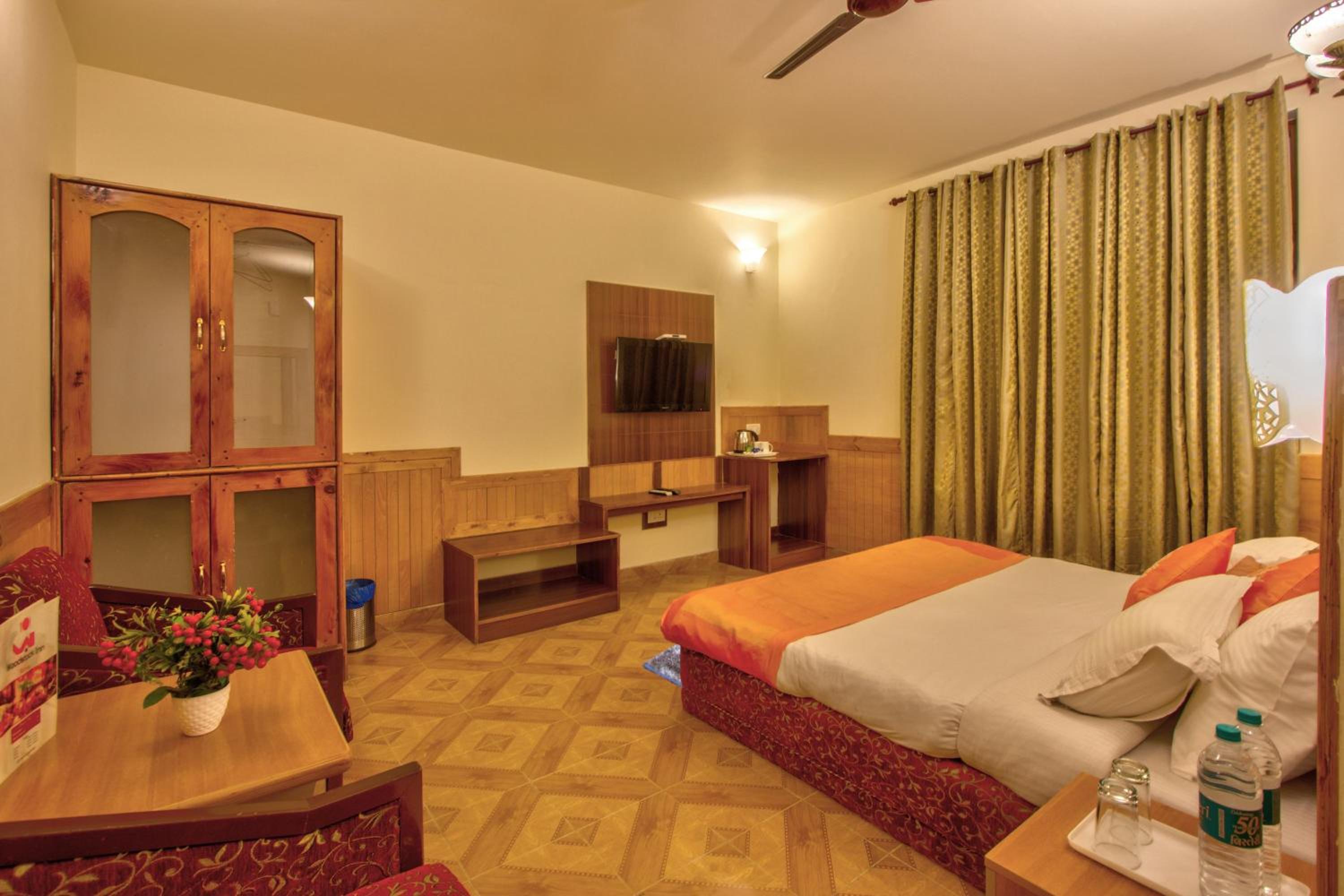 Economy Double Room - Photo 4