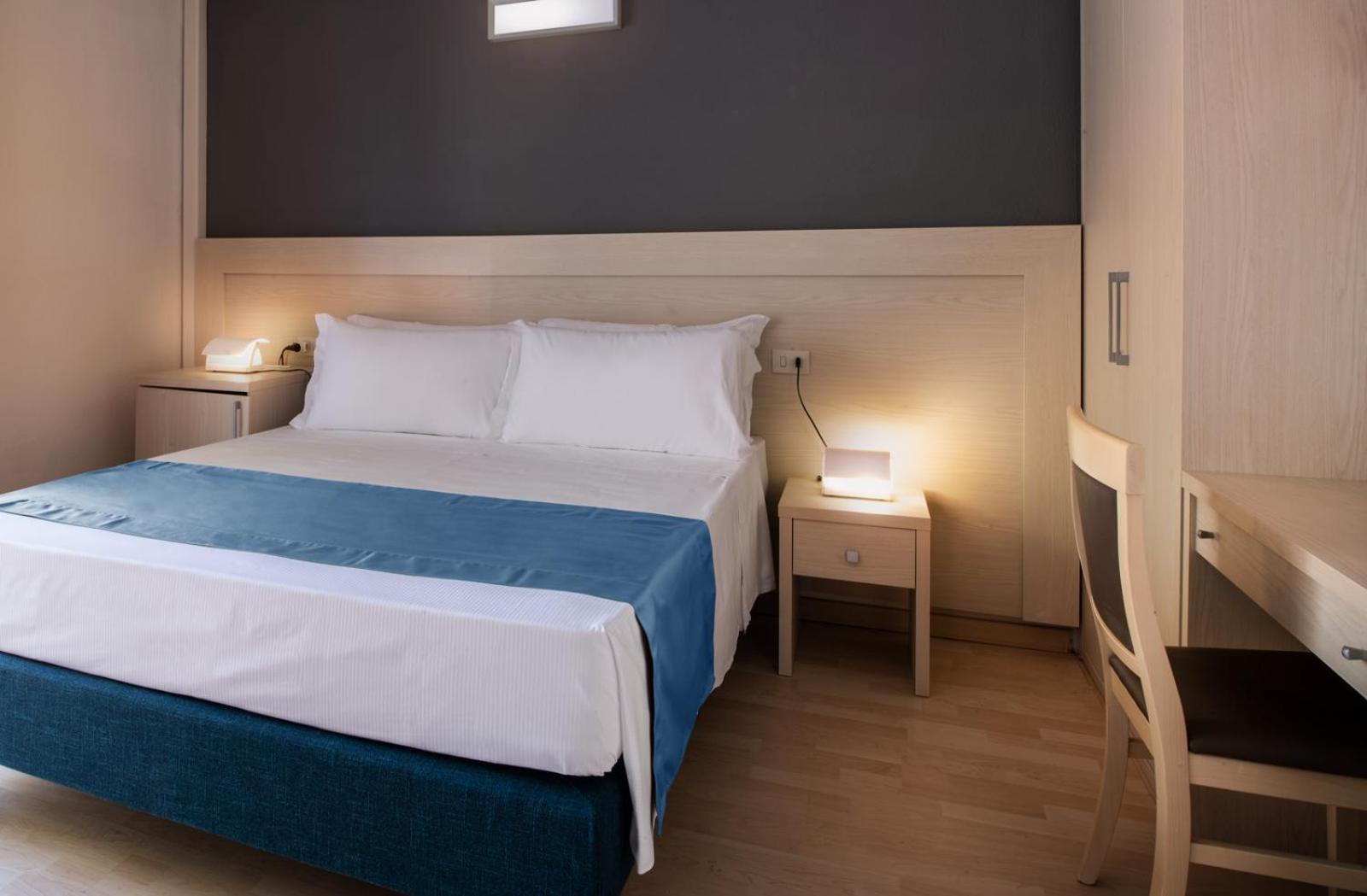 Standard Double or Twin Room with Sea View