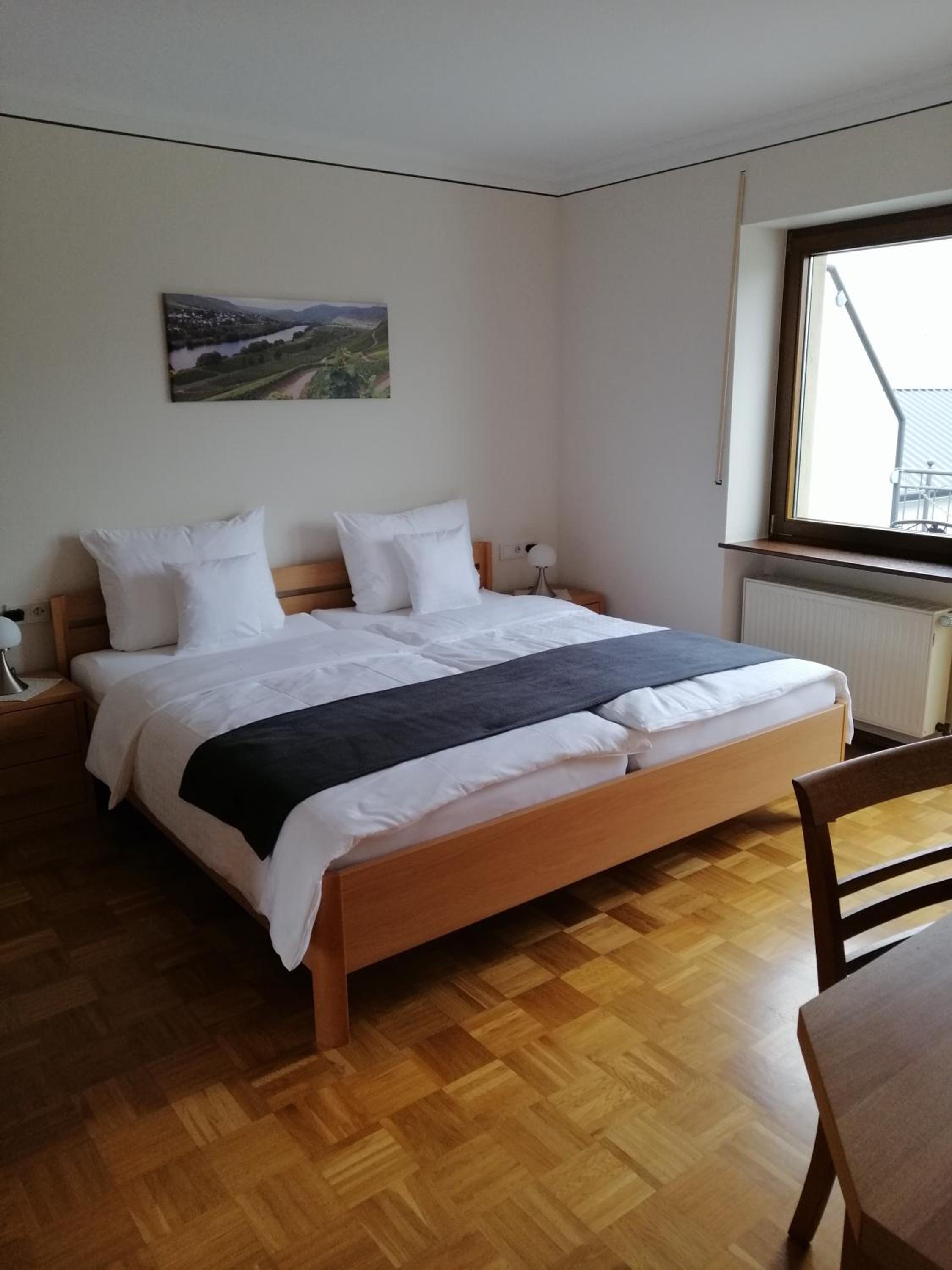 Large Double Room photo 1