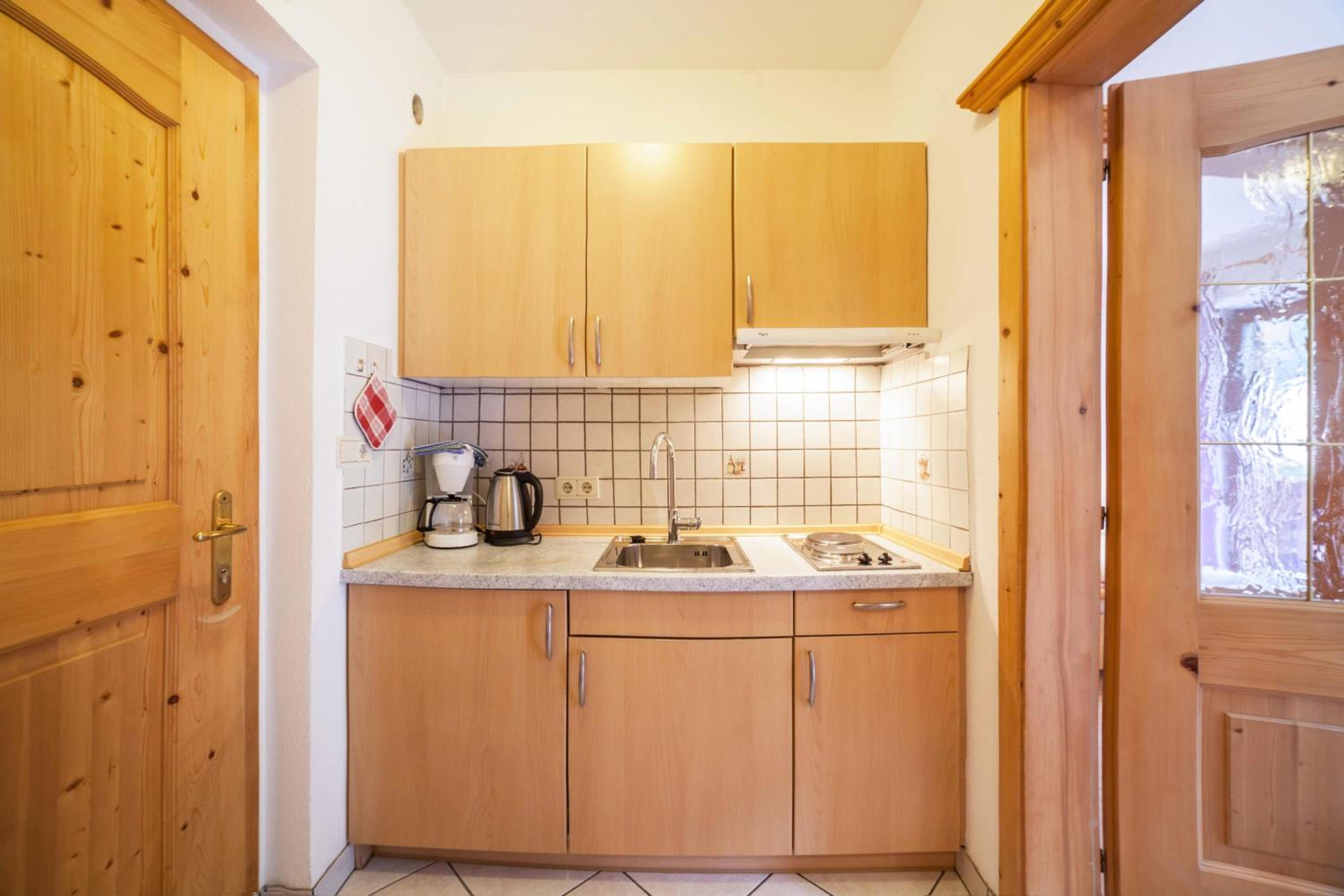 Superior One-Bedroom Apartment with Balcony - Photo 3