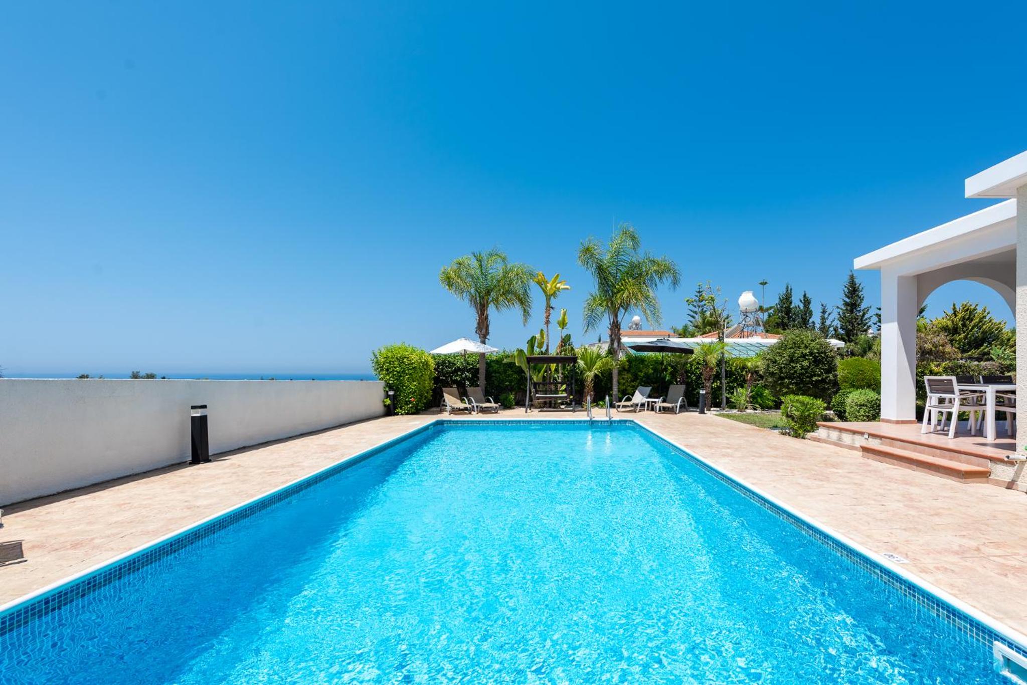 Three-Bedroom Villa with Private Pool photo 3