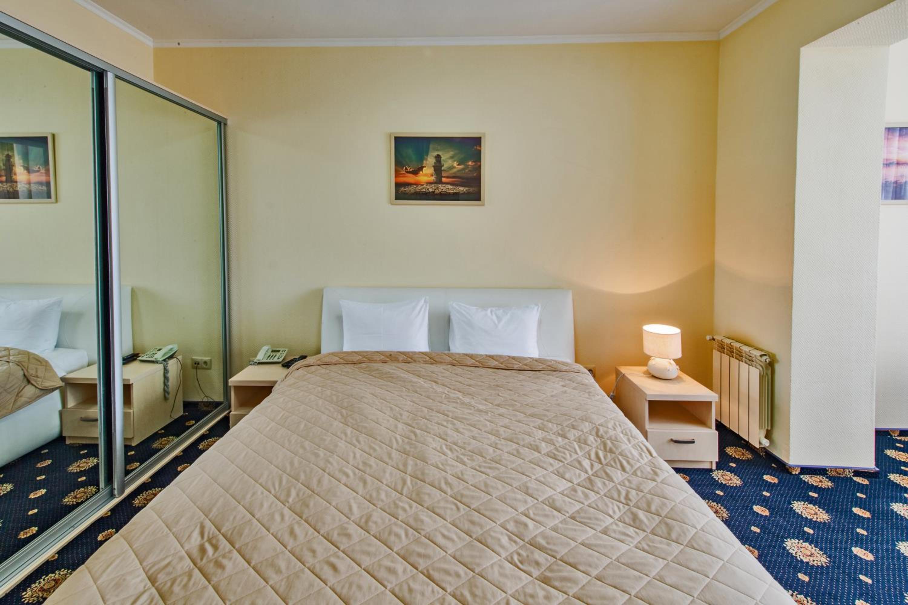 Double or Twin Room photo 1