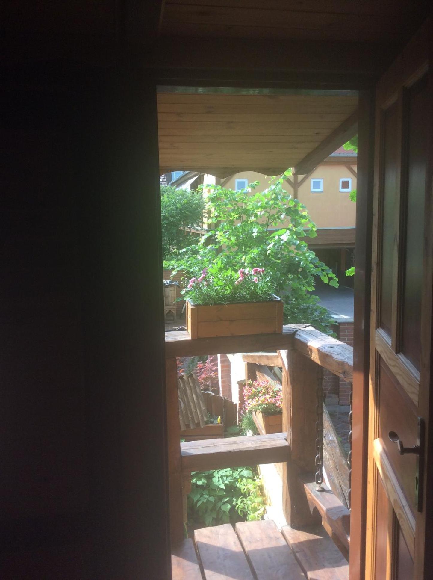 Deluxe Double Room with Shower - Photo 8
