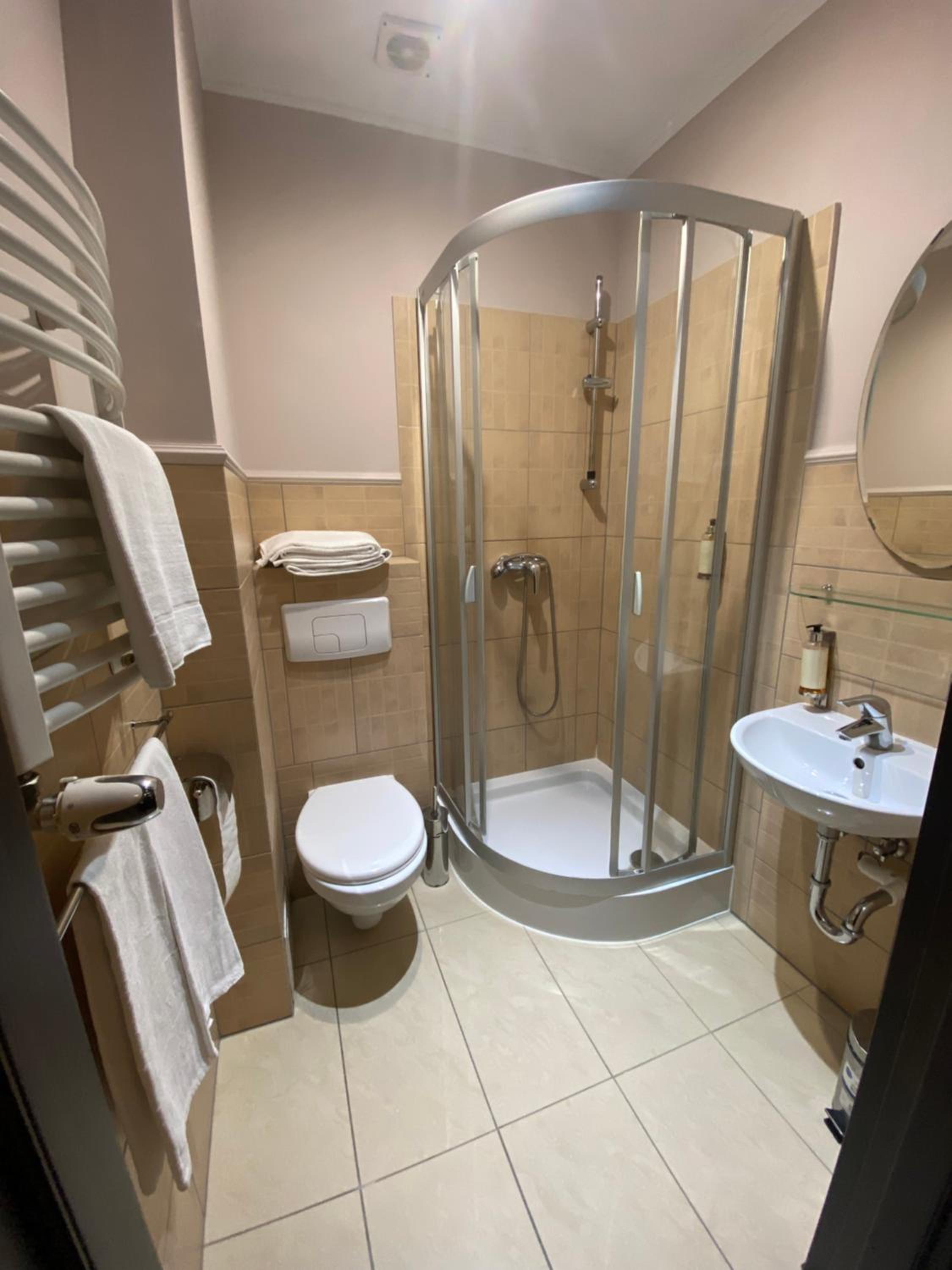 Deluxe Double or Twin Room with Balcony photo 2