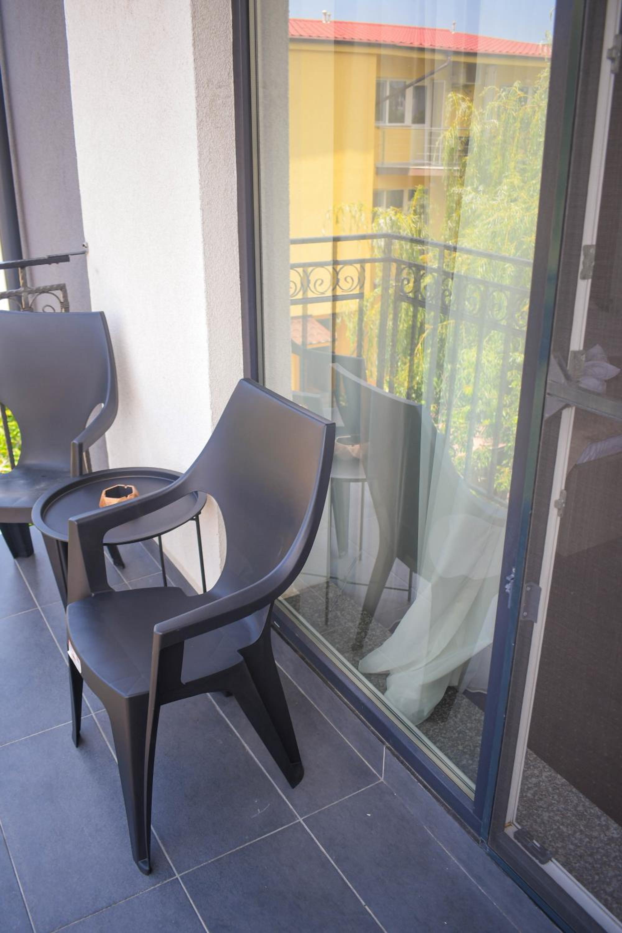 Deluxe Suite - Photo 3