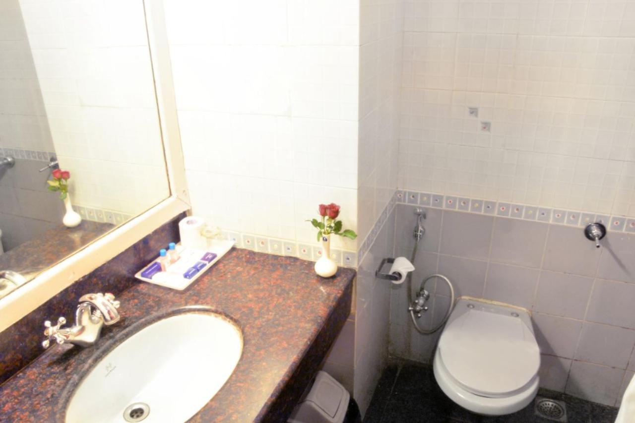 Standard Double Room - Photo 4