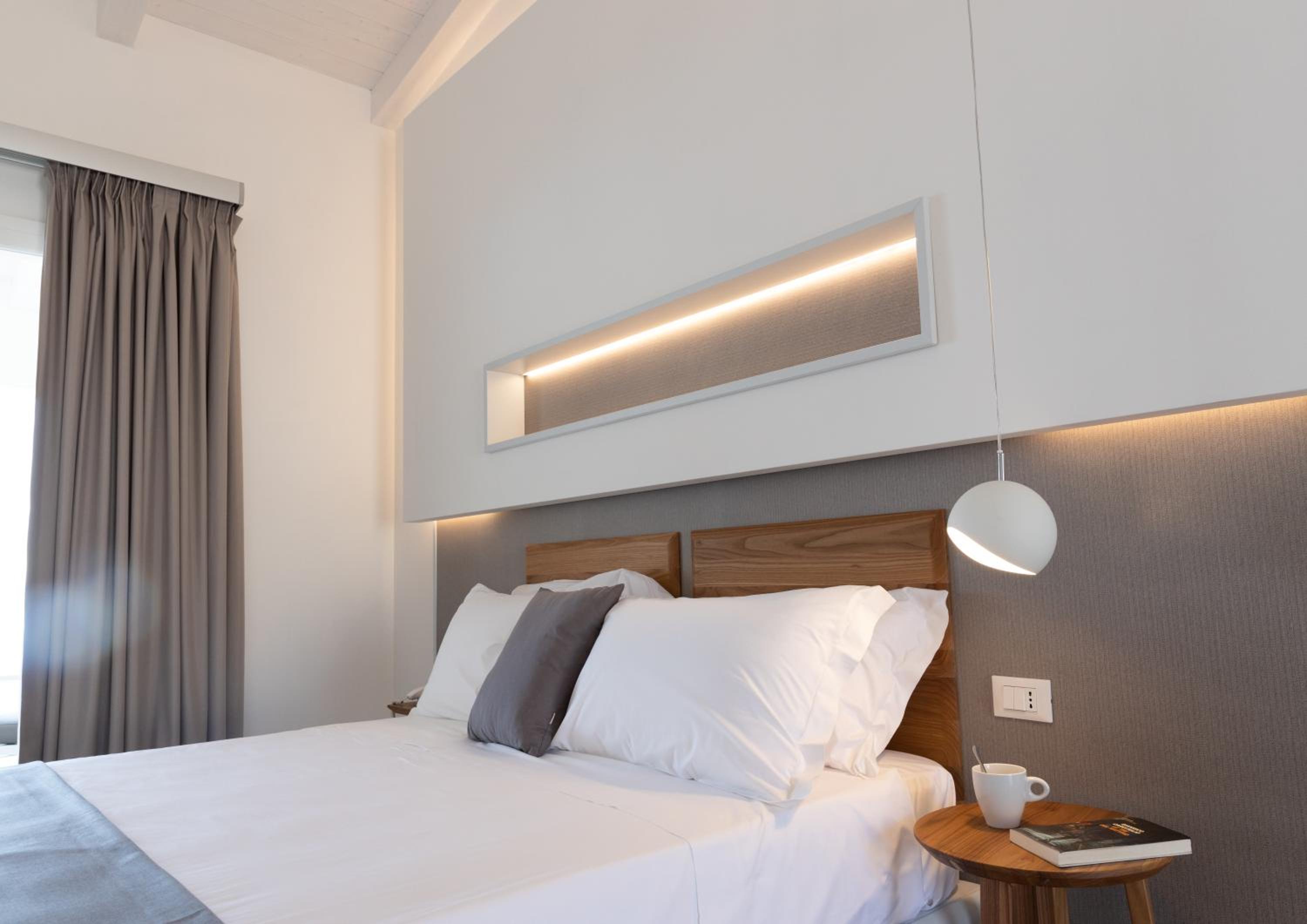 Double Room - Disability Access - Photo 9