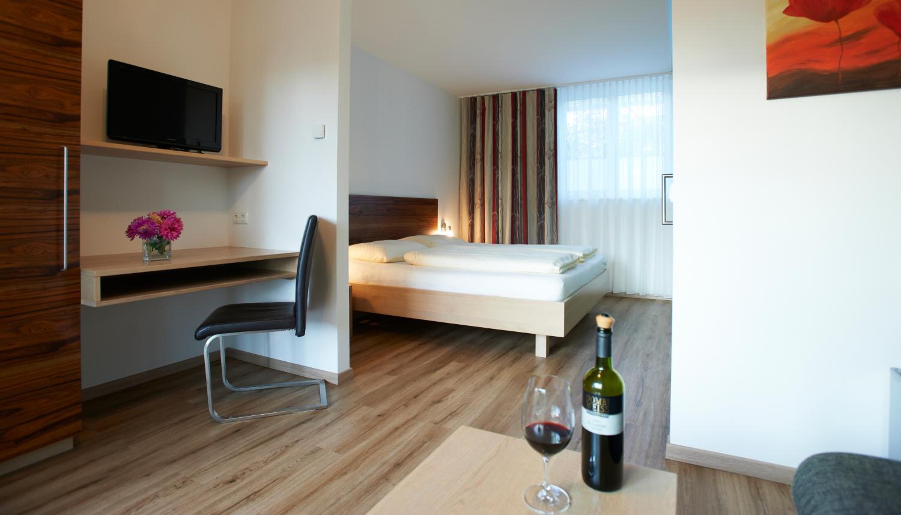 Superior Double Room with Balcony photo 2