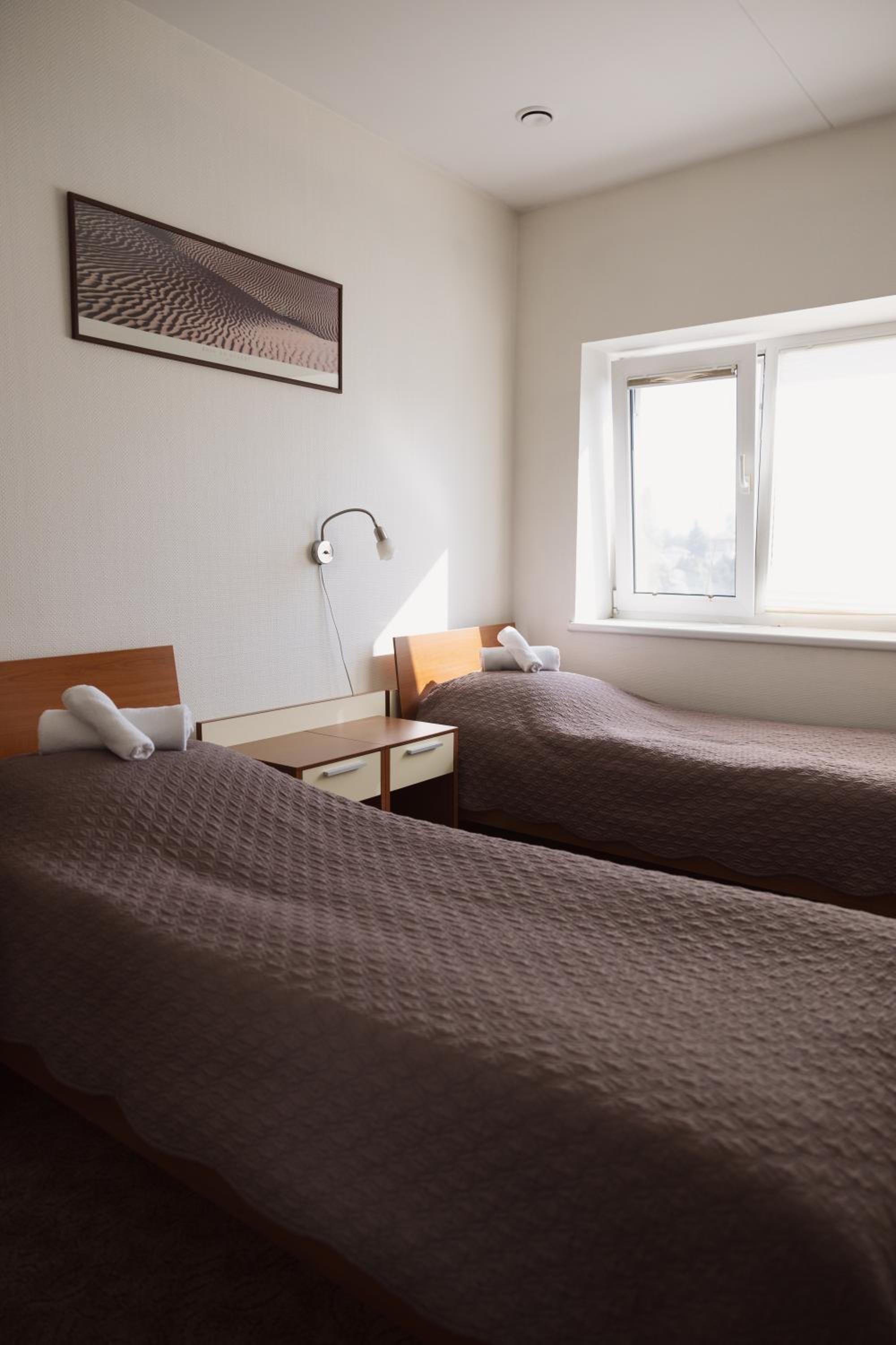 Twin Room - Photo 7
