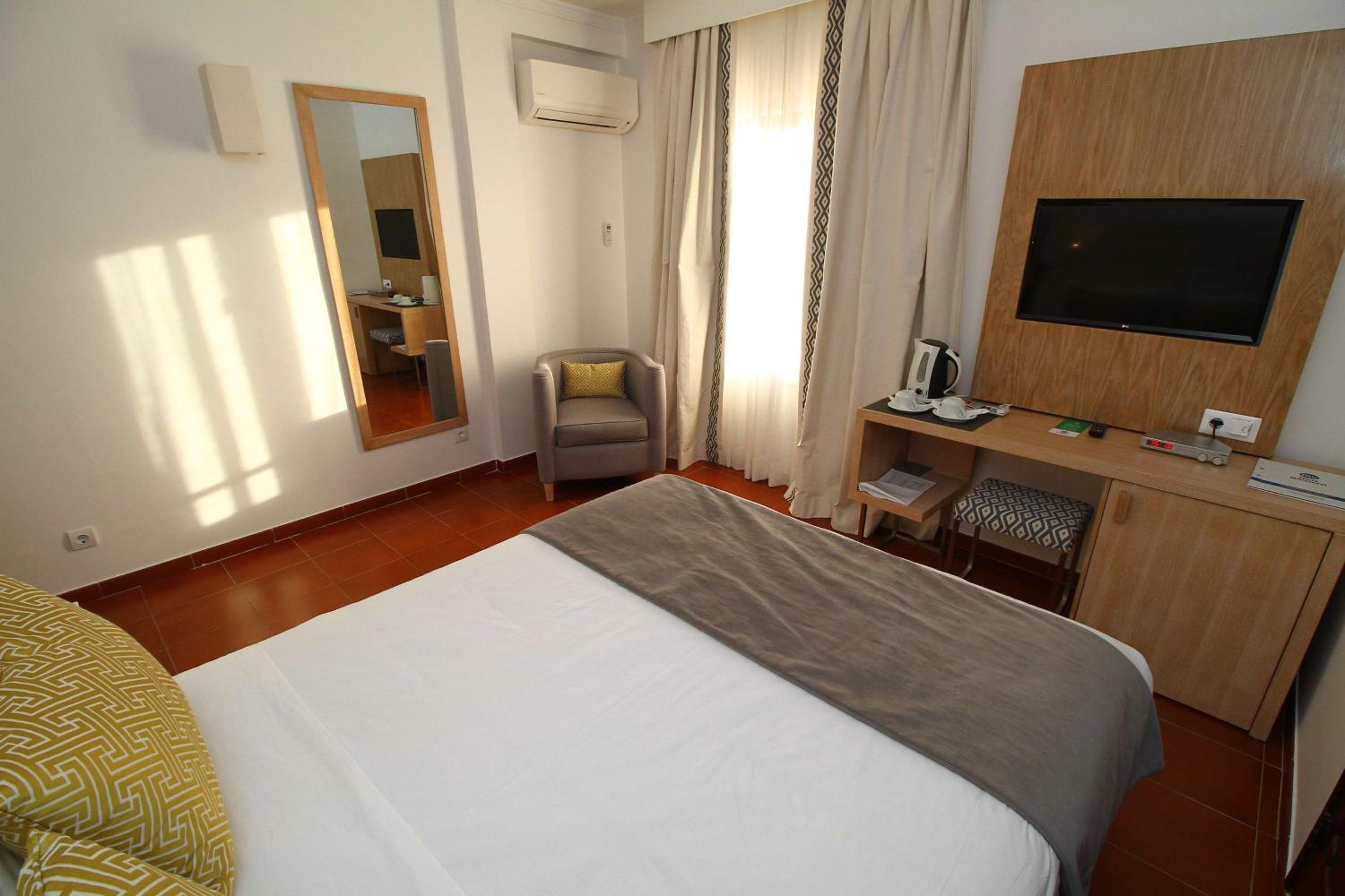 Standard Double Room - Photo 1