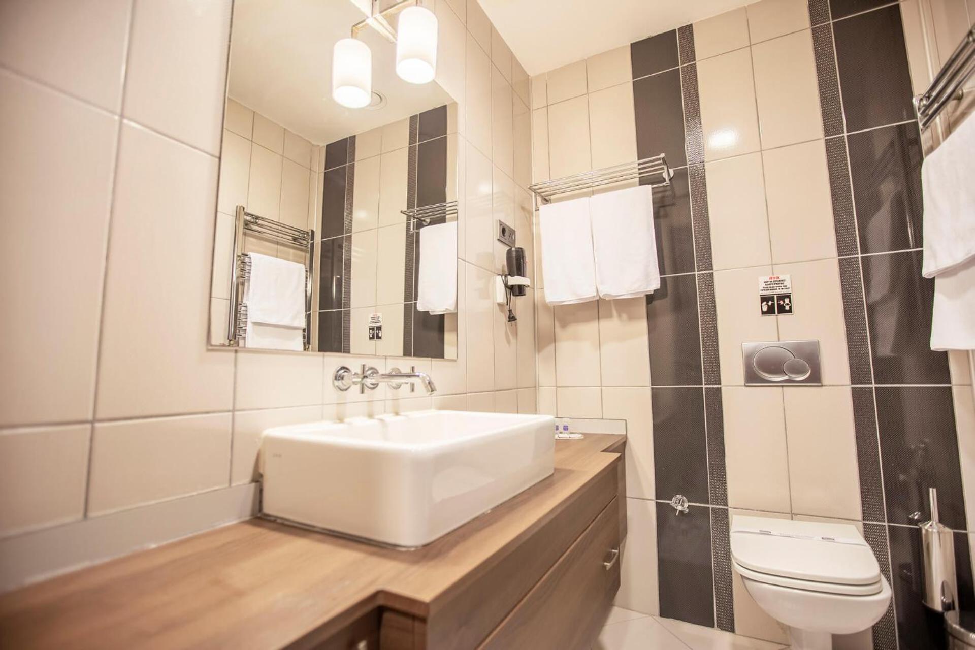 Standard Triple Room photo 2