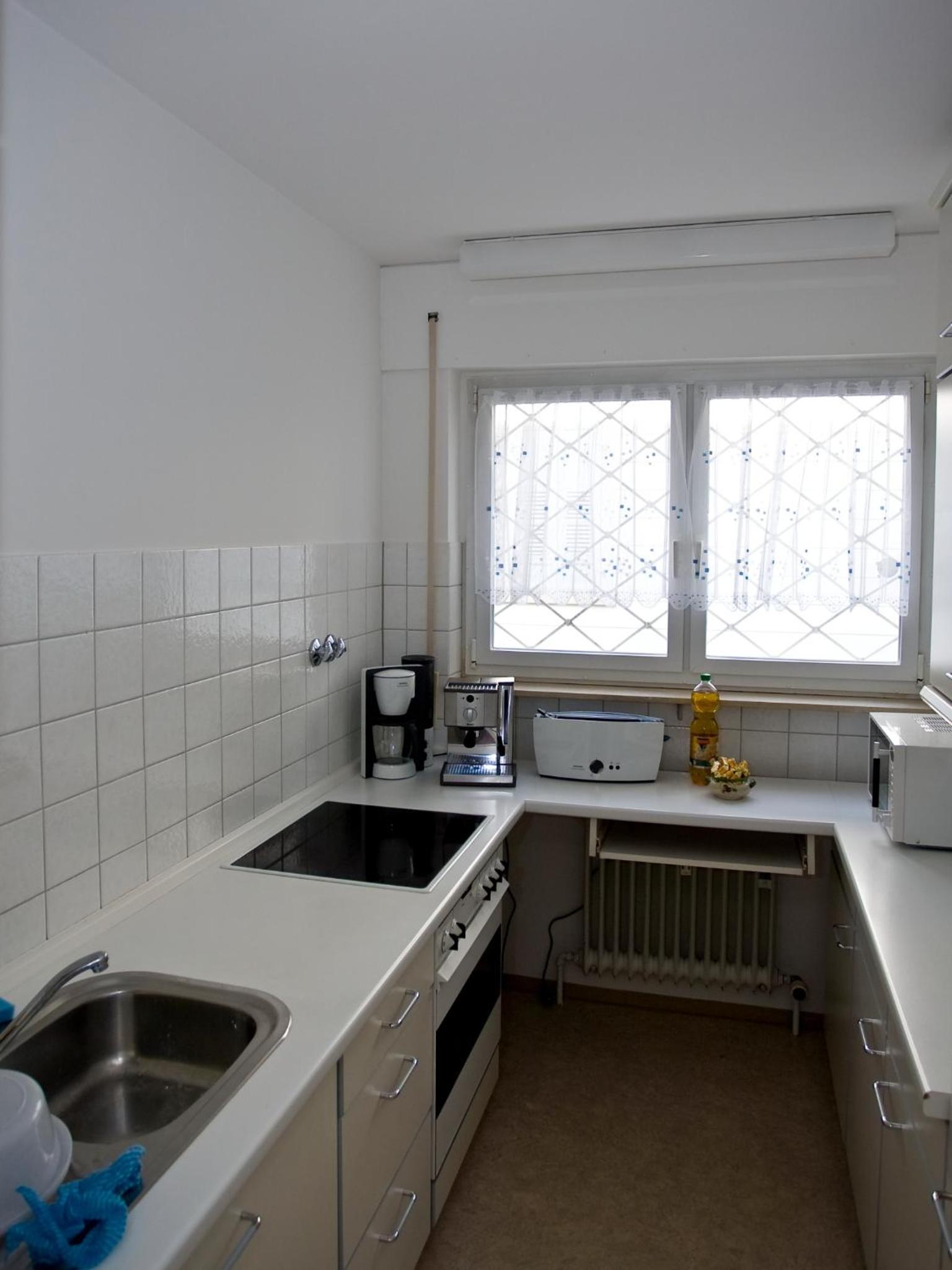 One-Bedroom Apartment photo 2
