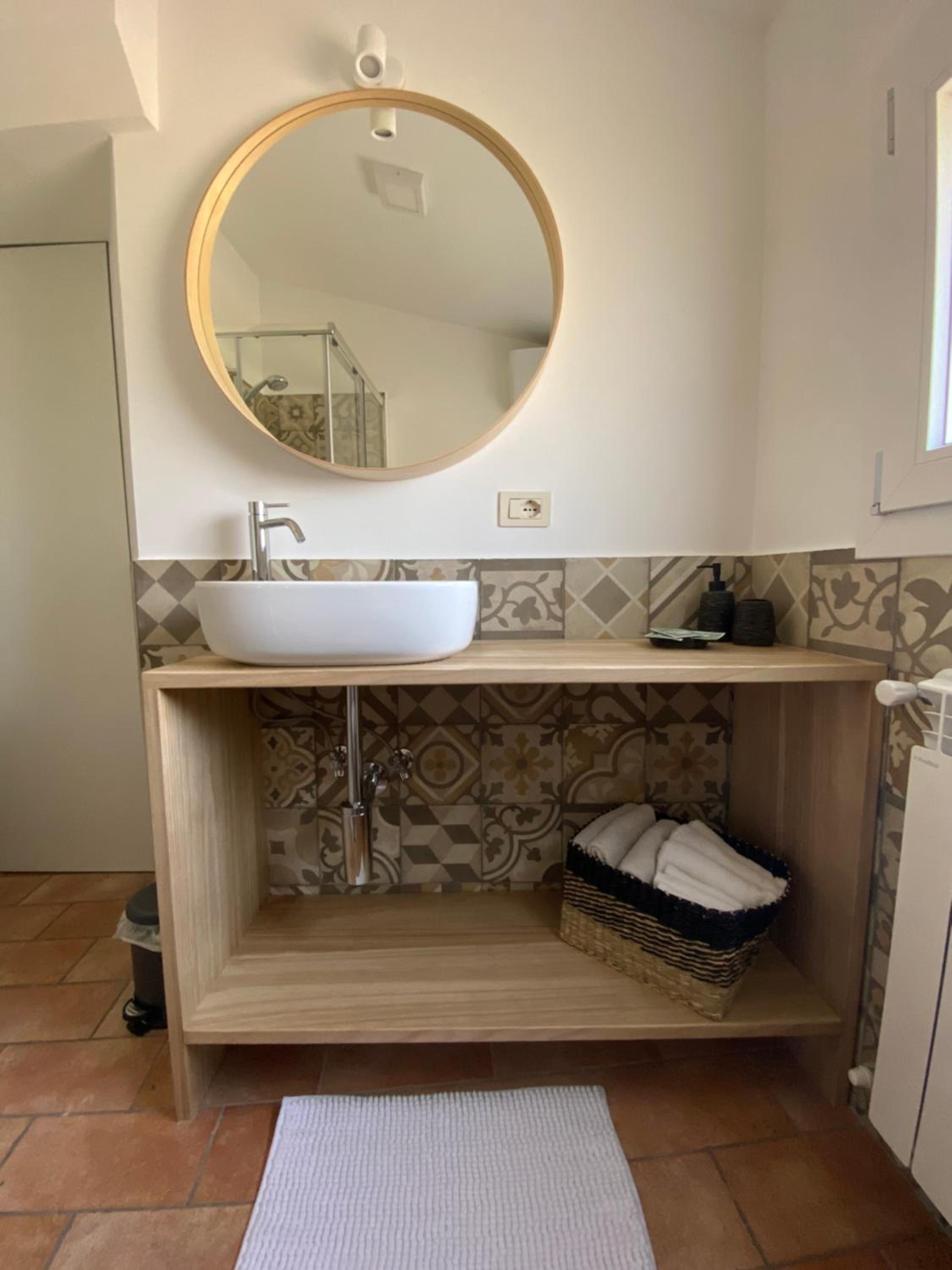 Two-Bedroom Apartment - Photo 21